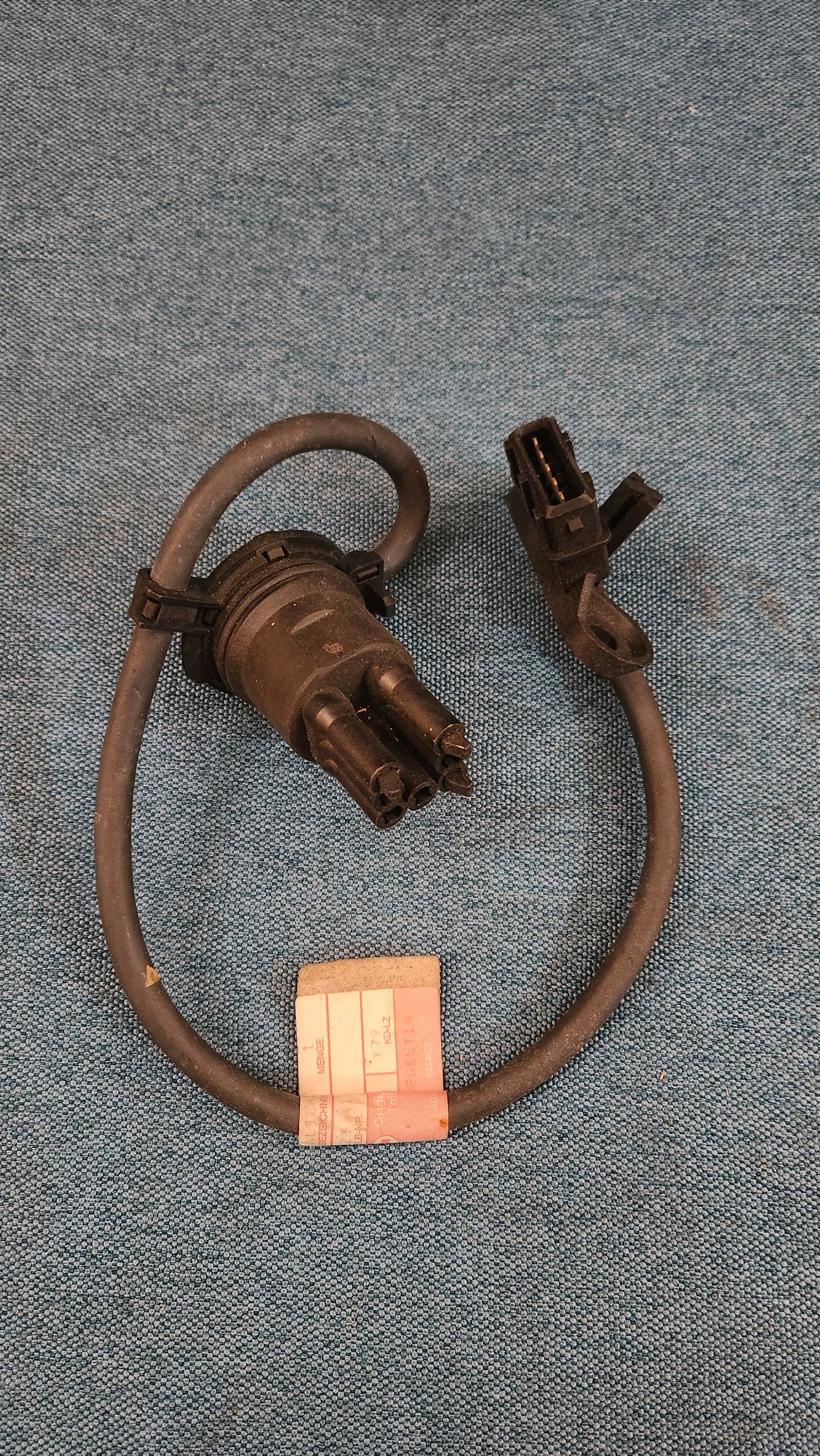 Schalter für Rückfahrlicht Audi 80/90/B2/B3/B4/A6/100/200/C3/C4 012919823 Nos L3
