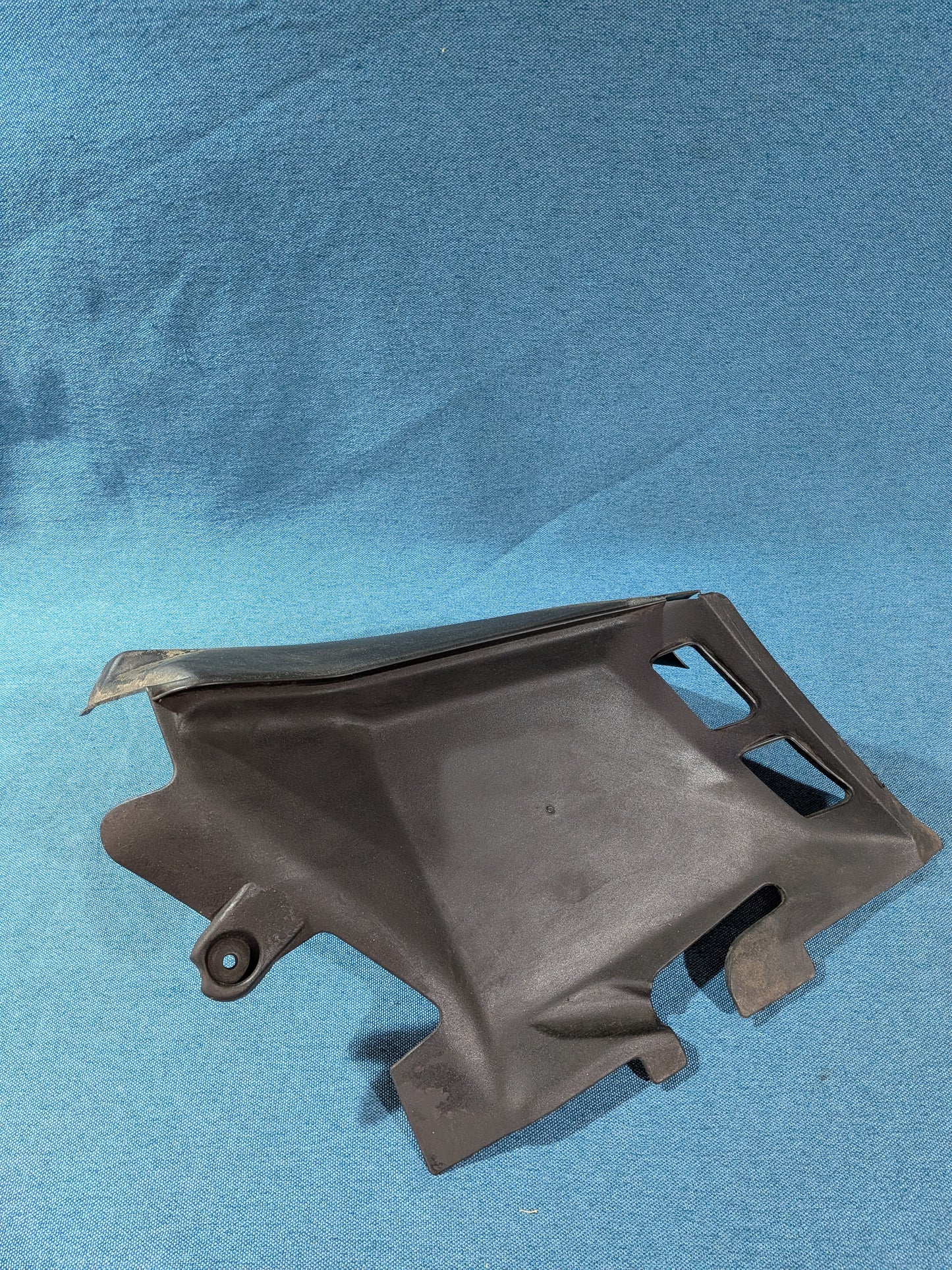 Batterie Abdeckung T4 Bus 701915435C Gebraucht A20
