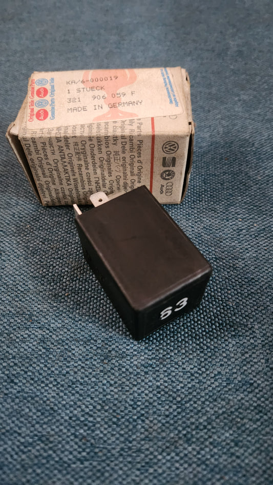 Fuel pump relay 63 Golf/Jetta/1/LT1/Passat B2/Scirocco 2/Santana 321906059F Nos J5