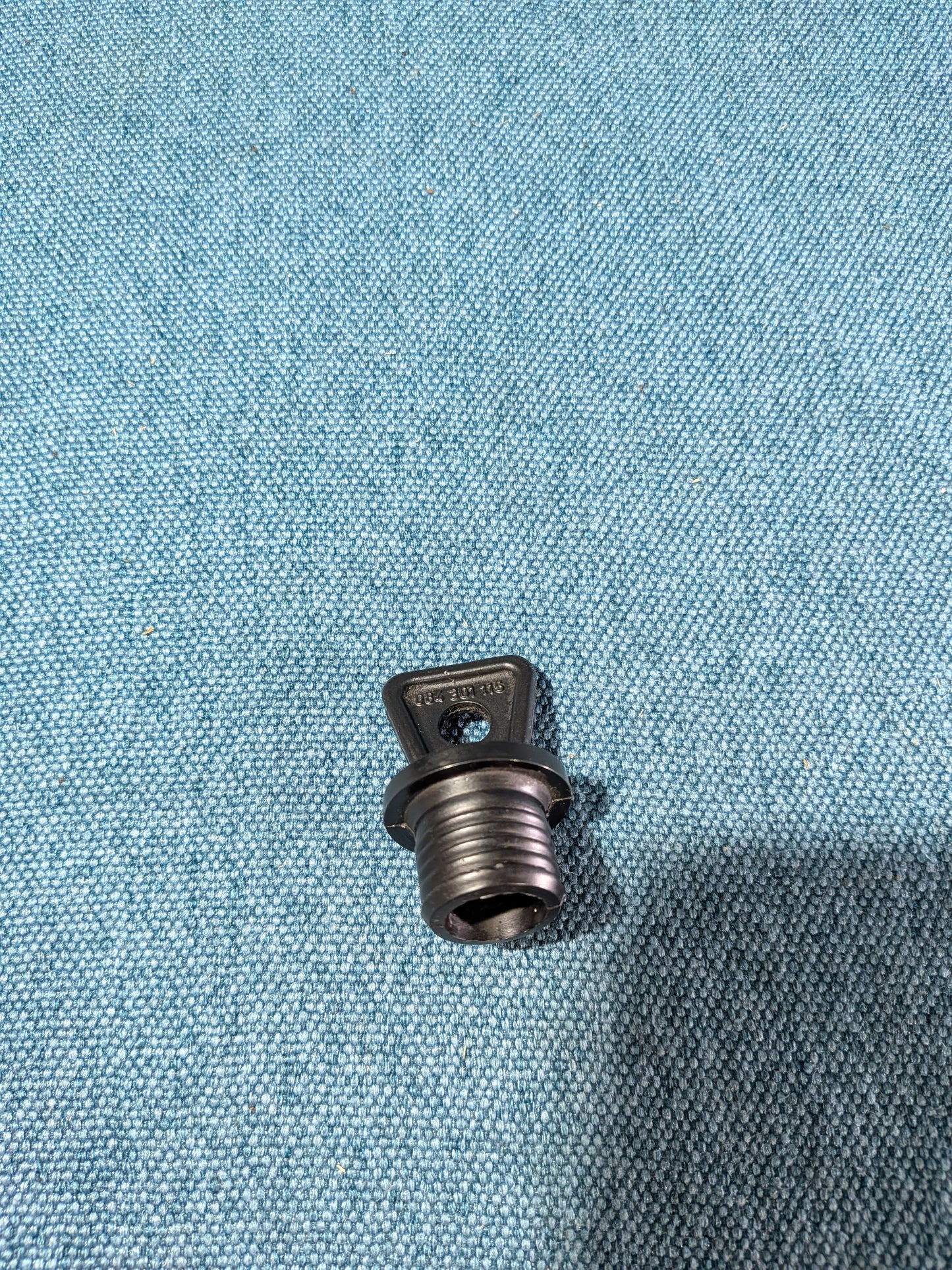 Transmission Drain Plug Automatic Transmission Golf/Jetta/Scirocco/1/2/Caddy14D 084301115 Used K2
