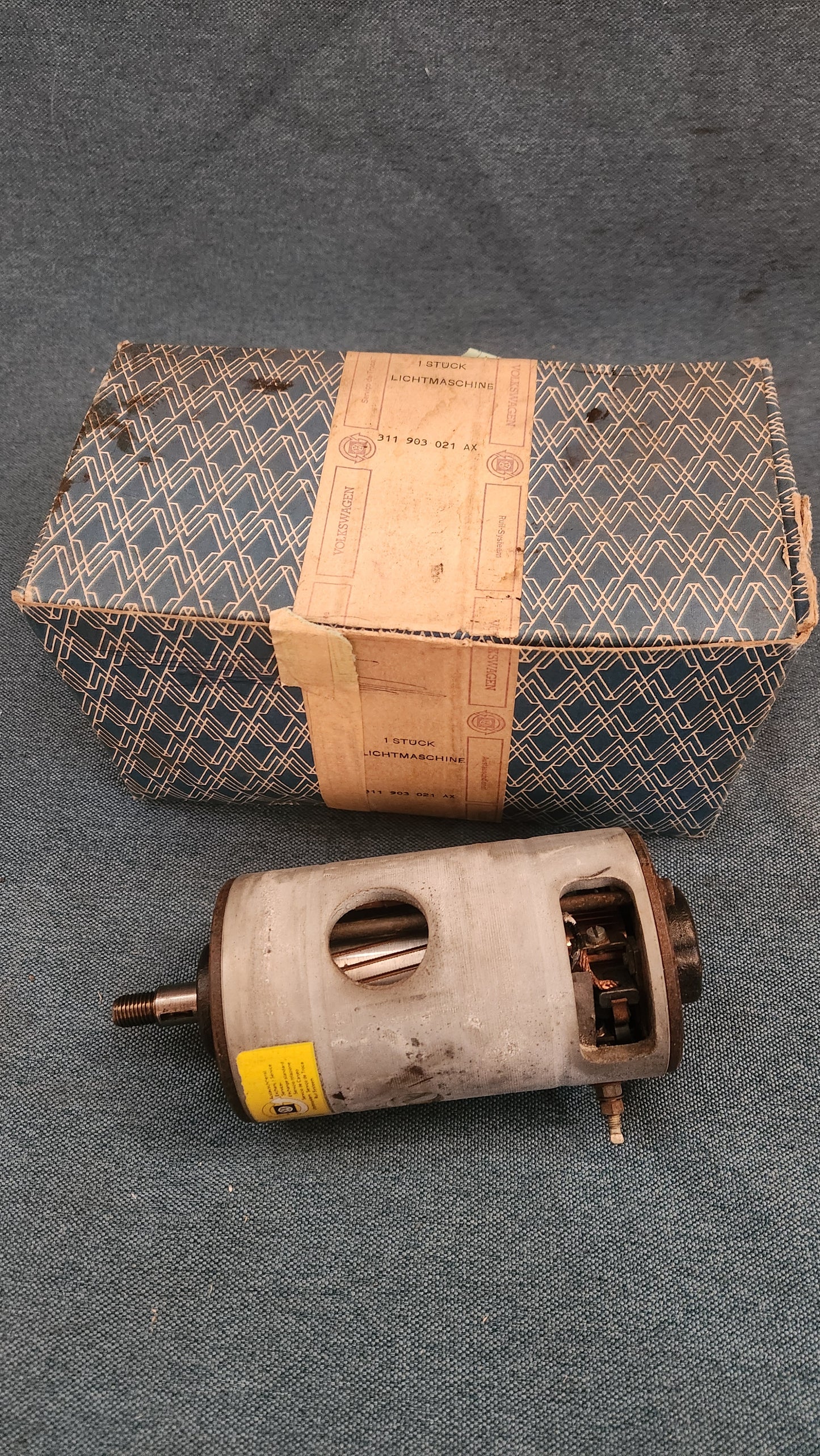 T1 T2 Käfer Typ 1 Lichtmaschine 311903021 AX Nos E3
