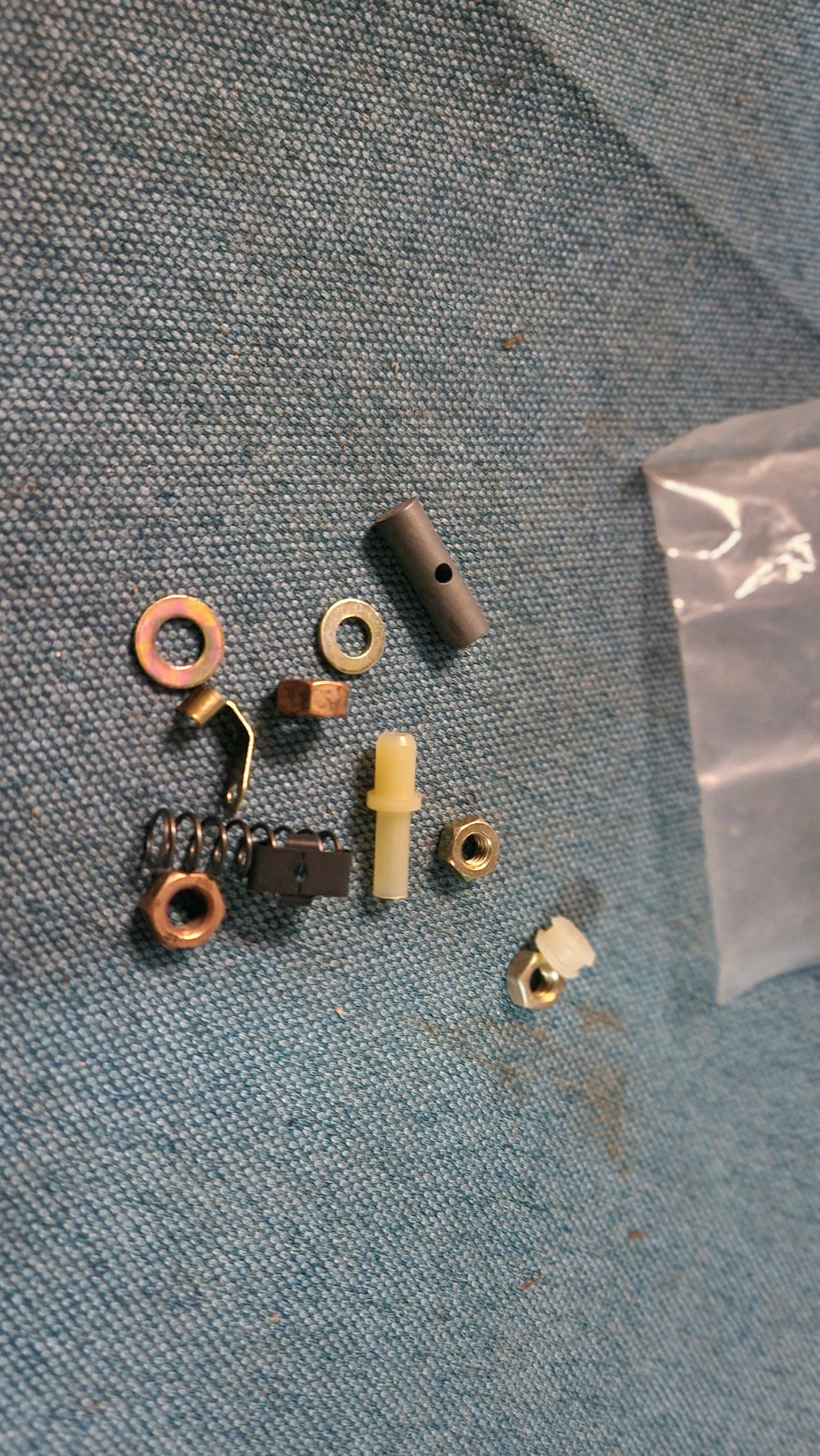 Golf 1 Scirocco 1 Jetta 1 Befestigungssatz für Gaszug 171798101C Nos B2