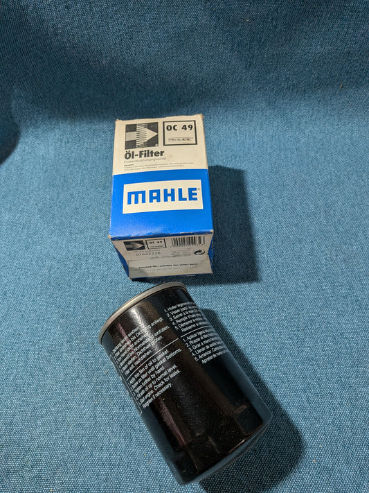 Oil filter Mahle OC49 Iltis/Golf/Jetta/1/2/K70/Beetle/Santana/Scirocco/1/2/LT1/Derby/Passat/B1/B2/B3/B4/Polo/1/86C/Golf 3/Vento/T4 Bus/Corrado/Caddy14D/Audi 80/90/B2/B3/B4/100/200/C1/C2/C3/C4/50/A4 B5/A6 C4 89201808900 NOS/New A26