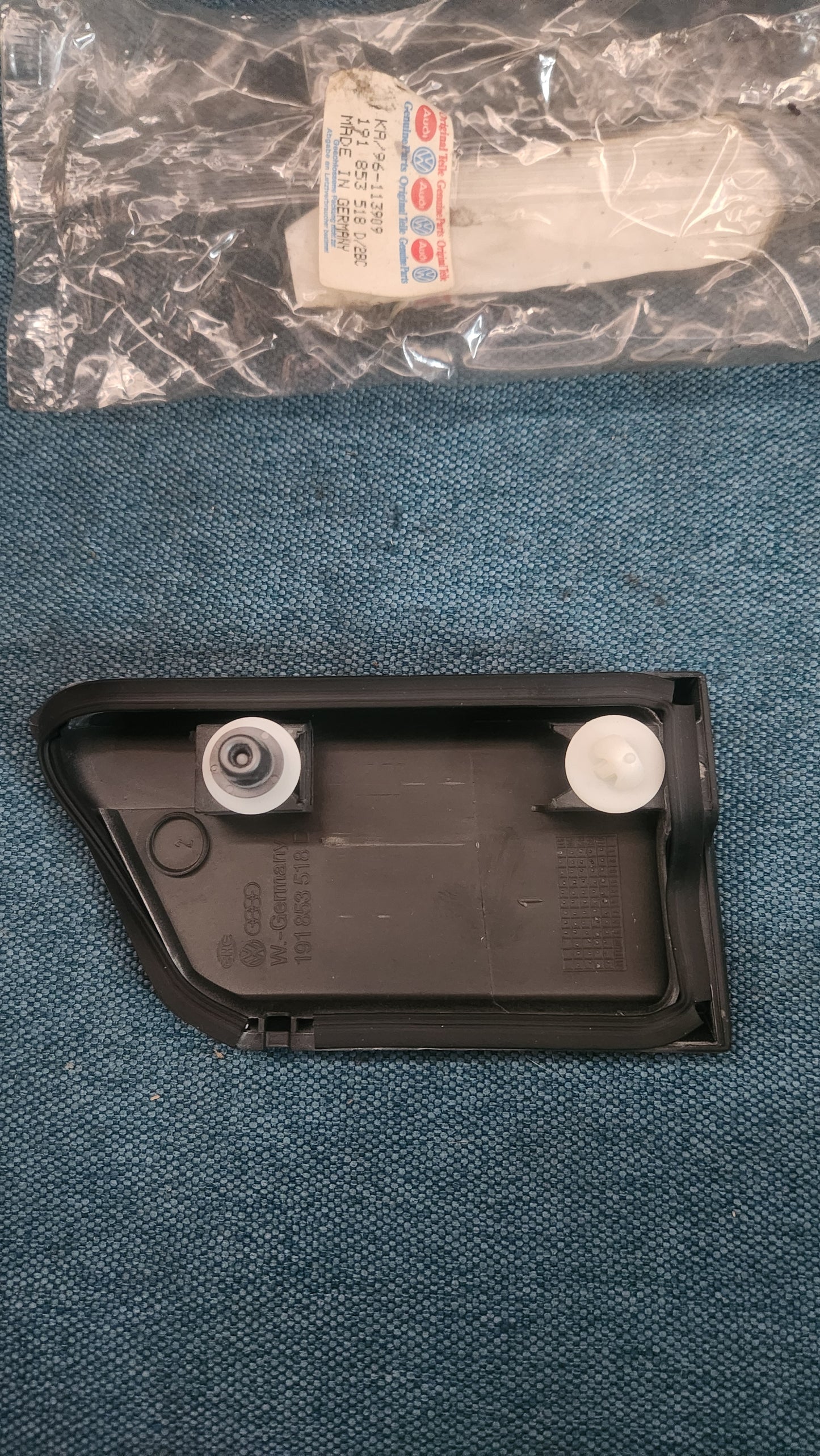 Zierleiste Kotflügel Golf/Jetta2  191853518D Nos H4