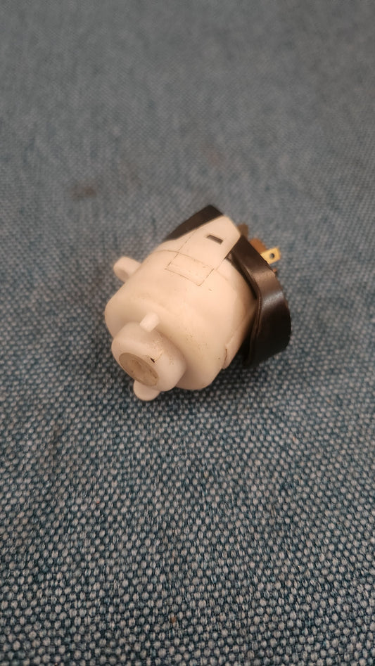 Ignition Starter Switch Golf/Jetta/Scirocco/1/2/Derby/K70/Passat/B1/B2/Santana/T2/T3 Bus/Beetle/Thing/Type 4 111905865L Nos/New M9