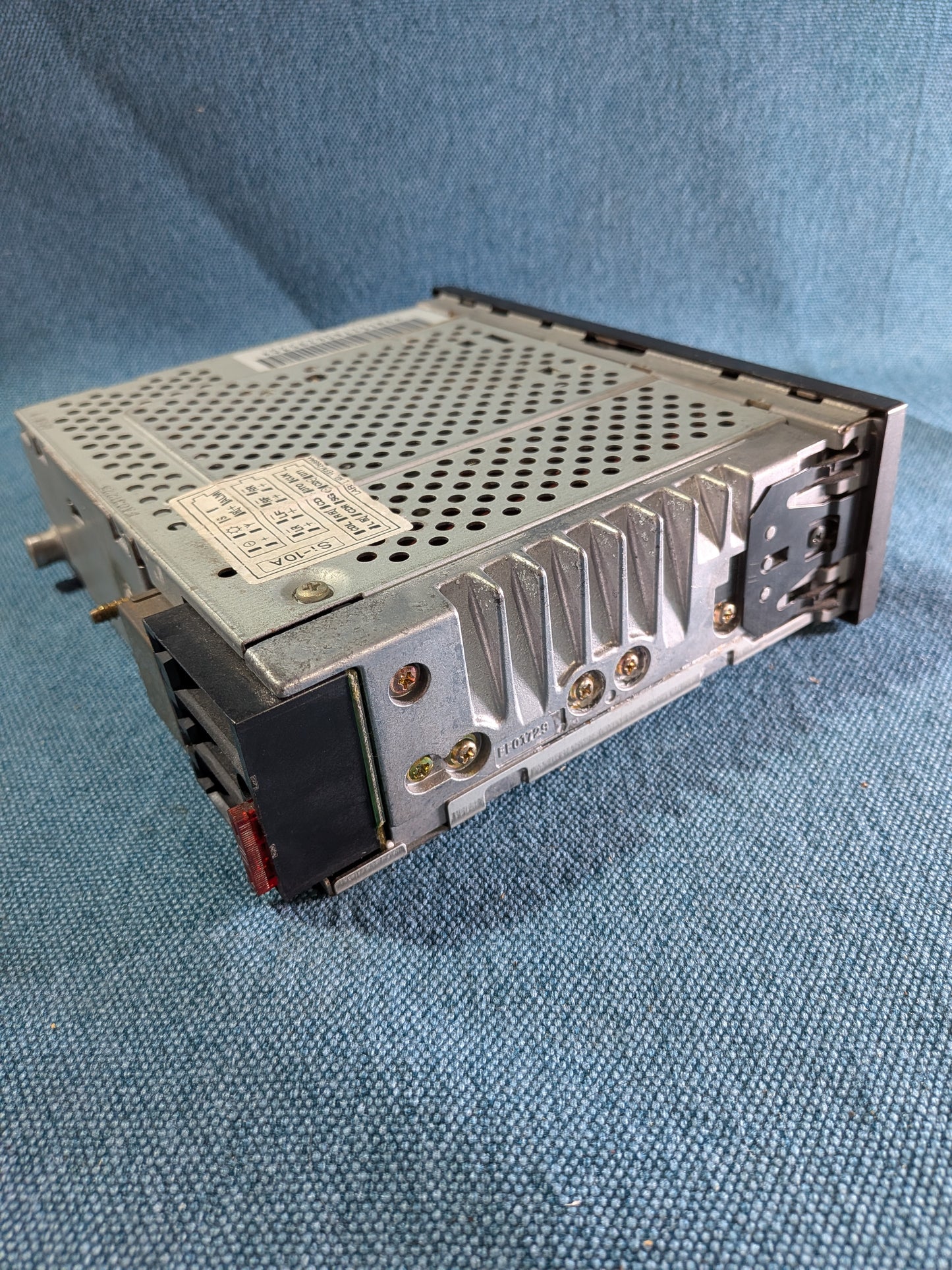 VW Premium Audio Radio Without Code 357035186H Used E11