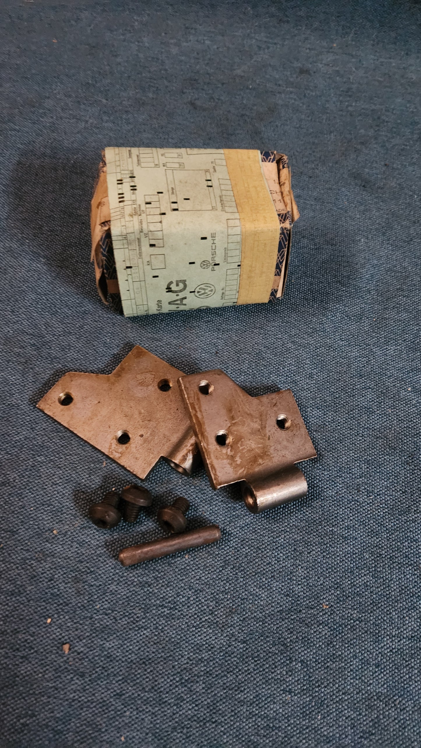 Typ 3 Türschanier Tür 311898075C Nos D9