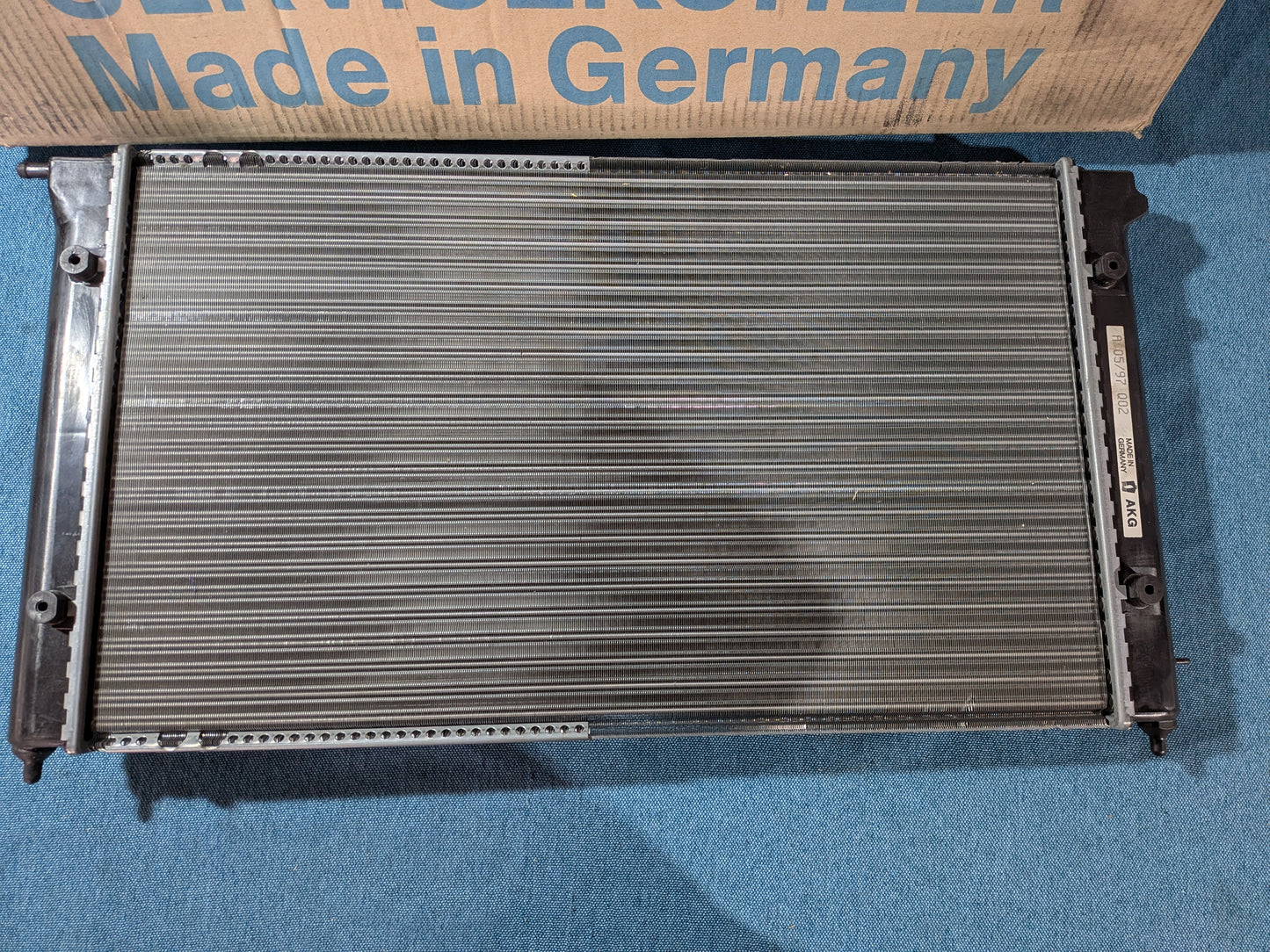 Wasserkühler Golf/Jetta/1/2/Corrado/Scirocco/1/2 191121253L NOS/Neu B9