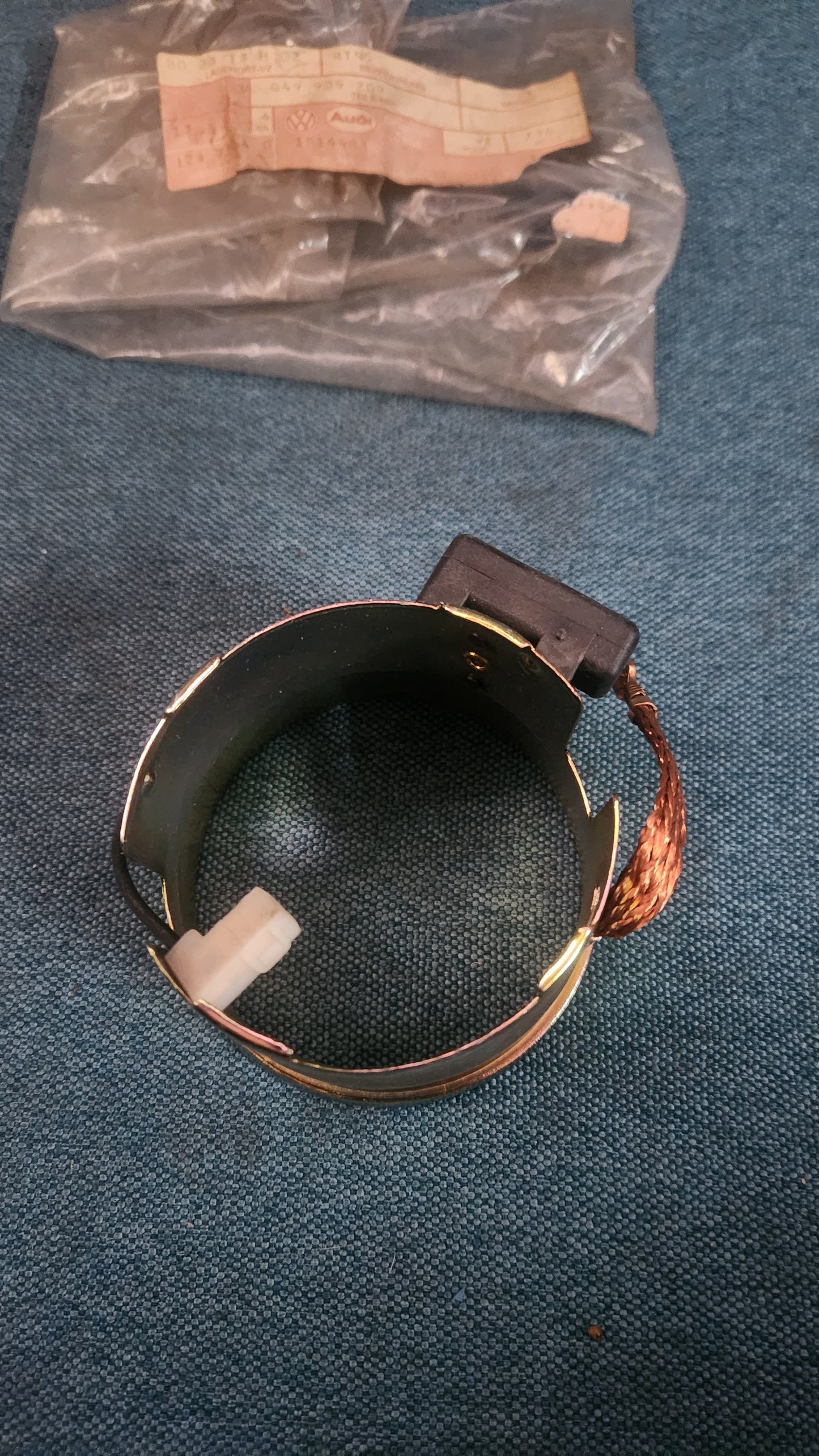 Abschiermring/kappe Golf/Jetta1/2 049905209 Nos H5