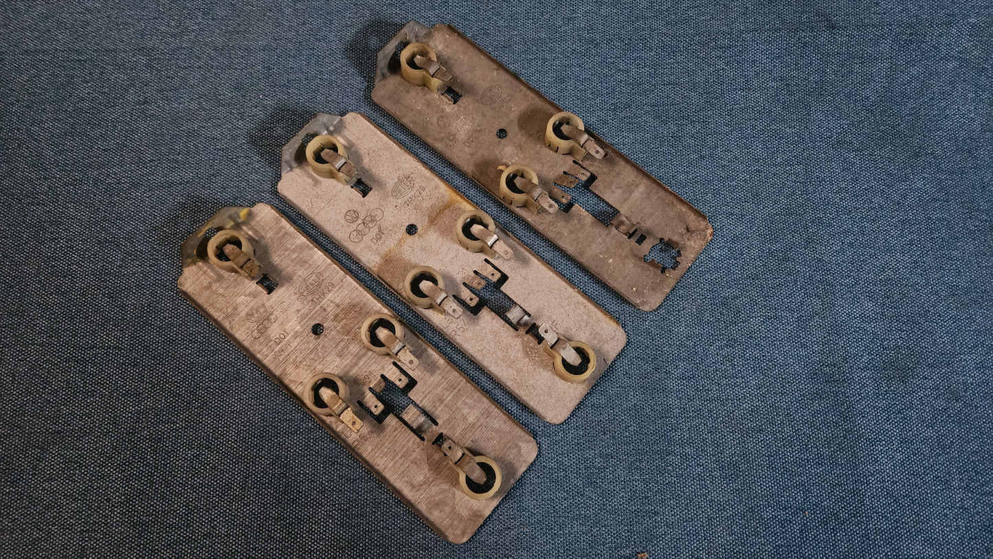 Golf 1 Rücklicht Rückleuchten Lampenträger