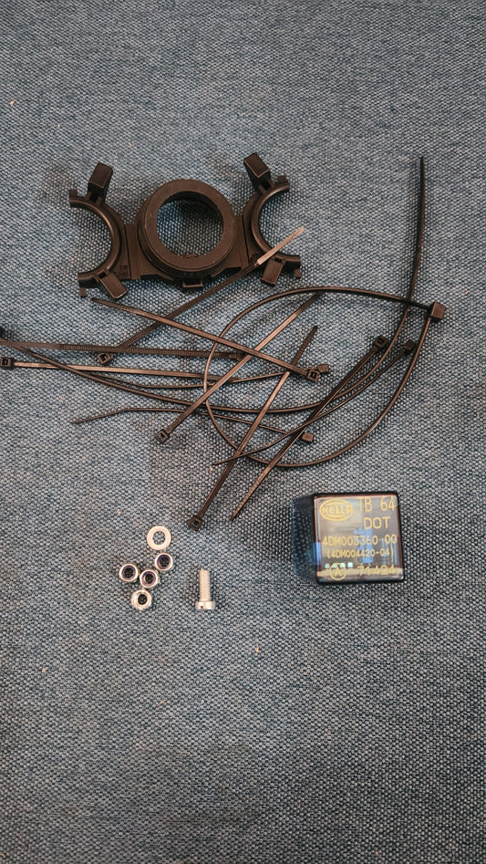 Blinkerrelais Anhängerkupplung Audi 80/90/B3/B4/100/200/C3/C4/A4B5 4DM0036000 Nos K7