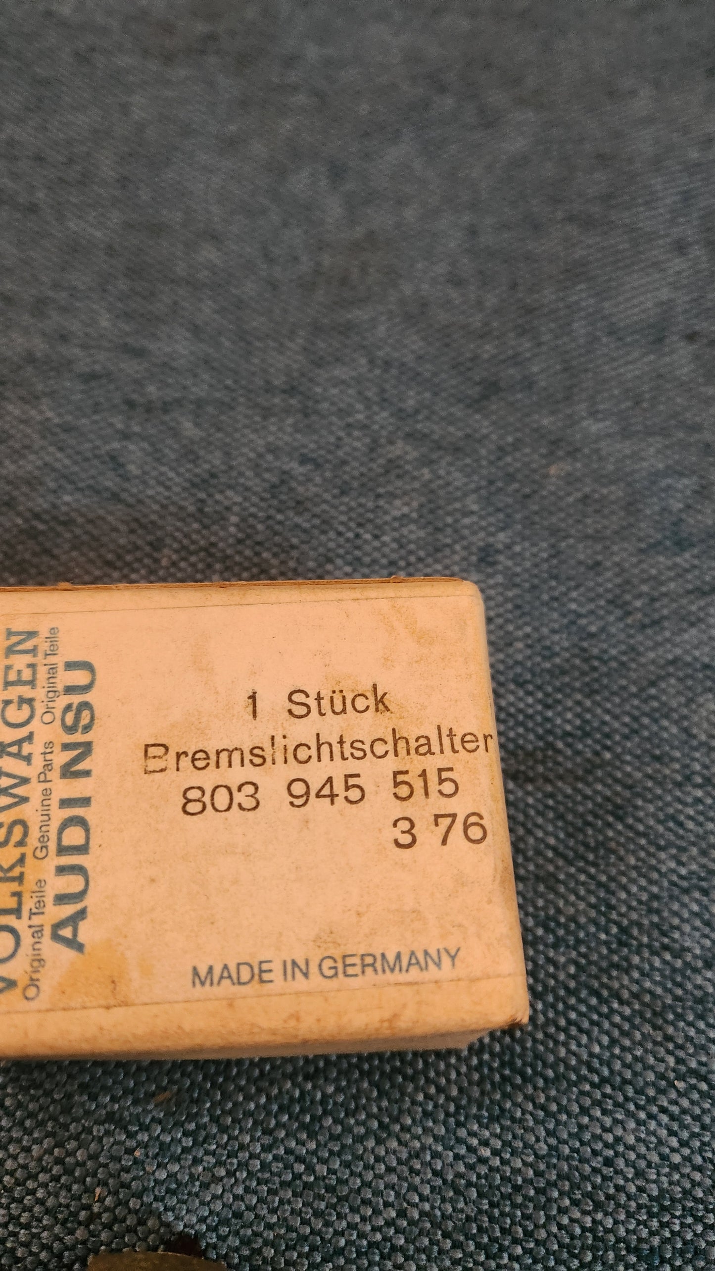 Audi 80 B1 Passat B1 Audi 100 C1  Bremslichtschalter 803945515 Nos E4