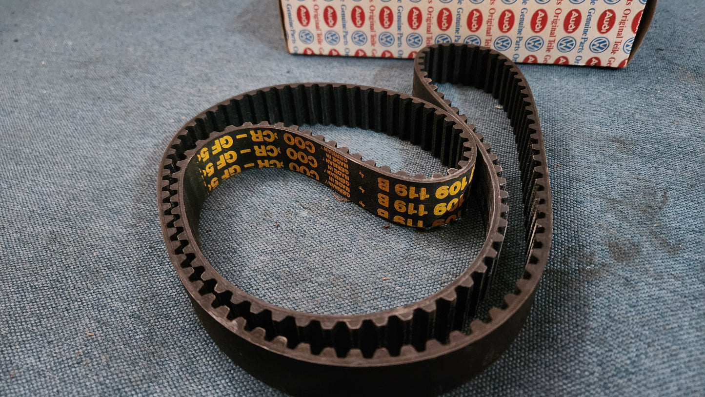 Zahnriemen Golf 2/Audi 80 B3/B4 /100/A6/C4/Corrado 027109119A Nos F6