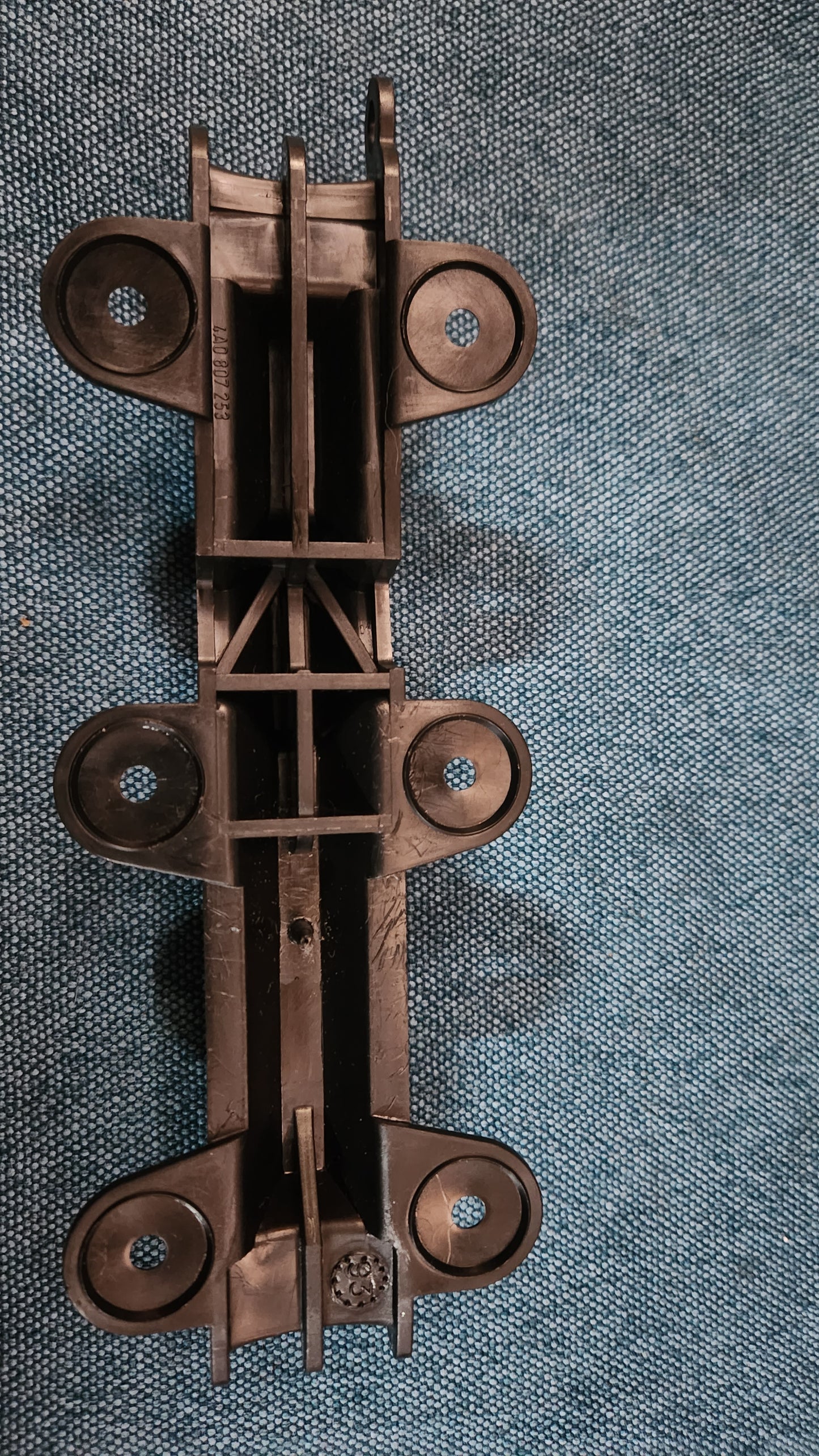 Audi A6/100/C4/80/B3 Stoßstangenhalter 4A0807253 Nos G5