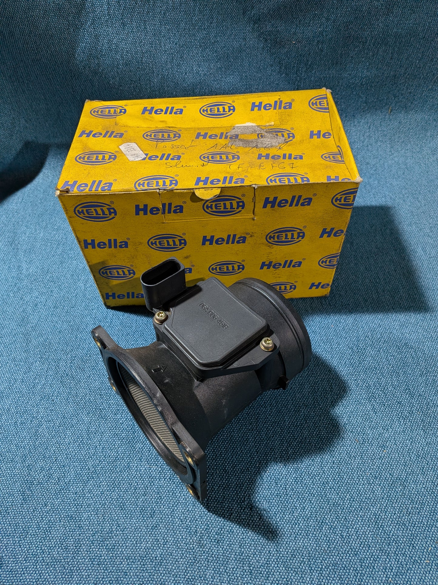 Mass Air Flow Sensor (MAF) Hella Golf 4/Bora/New Beetle/Passat/B4/3B/BG/T5 Bus/Audi A3 8L/A4/B5/B6/B7/Q5 06A906461B NOS/New A26