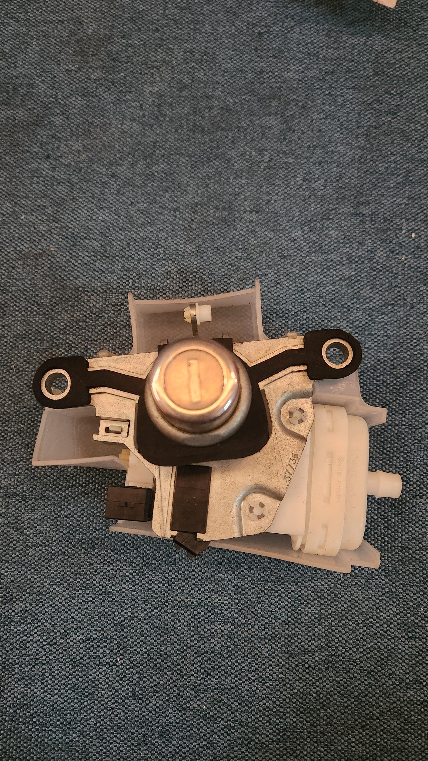 Heckklappenschloss Audi A4 B5 8D0862055 Nos I8