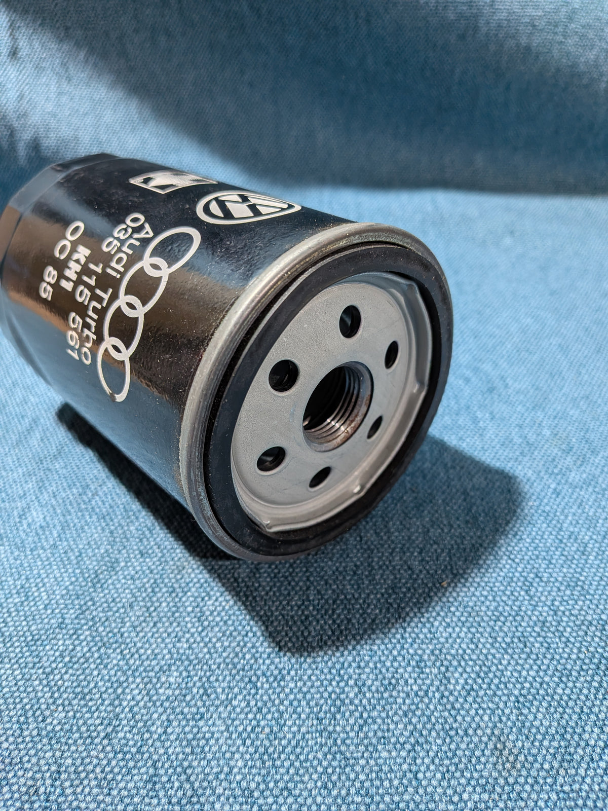 Oil filter Audi/80/90/B2/B3/B4/100/200/C2/C3/Coupe/Quattro 035115561 NOS C9