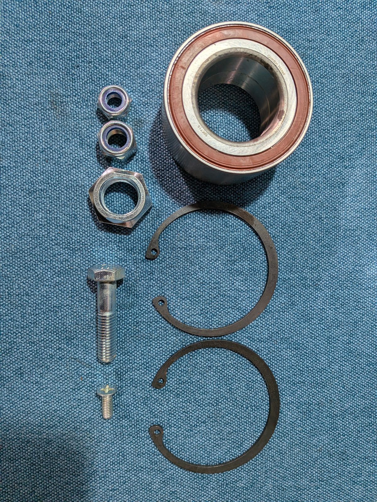 Front wheel bearing kit Quinton Hazell BK10698 Caddy 2 9KV/Corrado/Golf/Jetta/2/3/4/Vento/Cabrio/Passat B3/Polo 6N 357498625C NOS/New C10