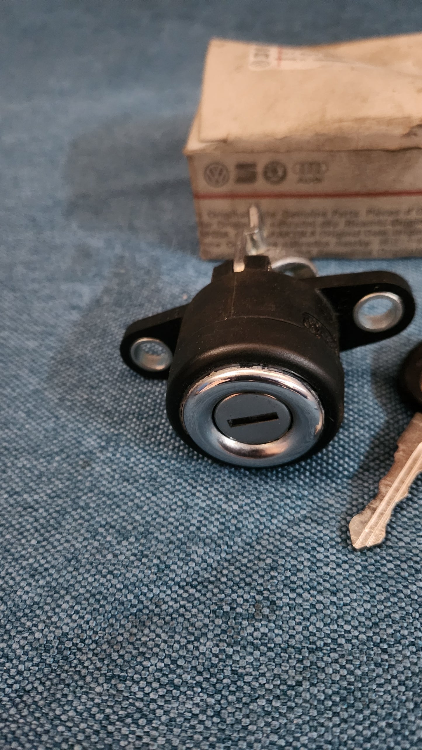 Heckklappenschloss Jetta/Golf/1/Cabrio 327827539 Nos G5