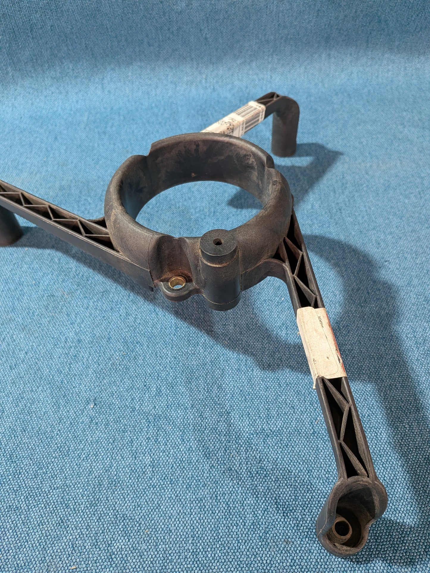 Mounting Bracket for Radiator Fan Golf/Jetta/2/Corrado/Passat B3/Polo 86C 535121209 NOS H9