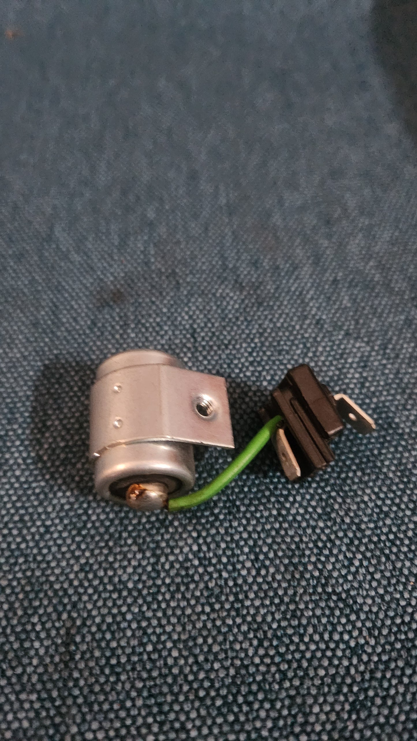 Ignition Capacitor Bosch LT1 1237330303 NOS/New M9