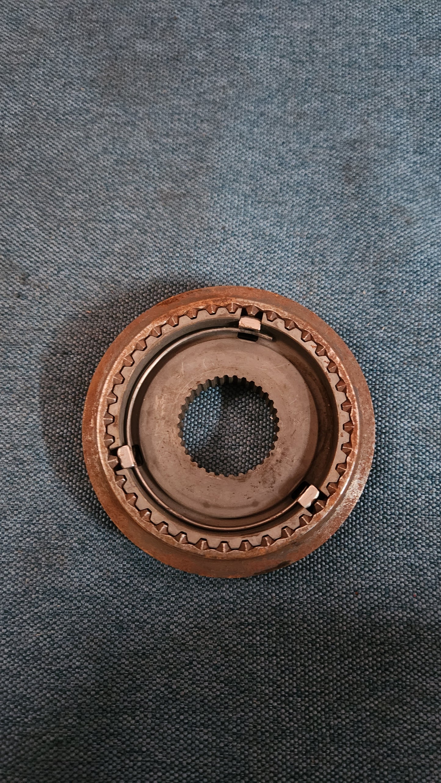 Synchronring Synchronkörper  T1/T2/T3/Käfer/Typ1/3/PassatB1/B2/Audi80B1/B2/Golf1/Jetta1 006311241C Nos I2