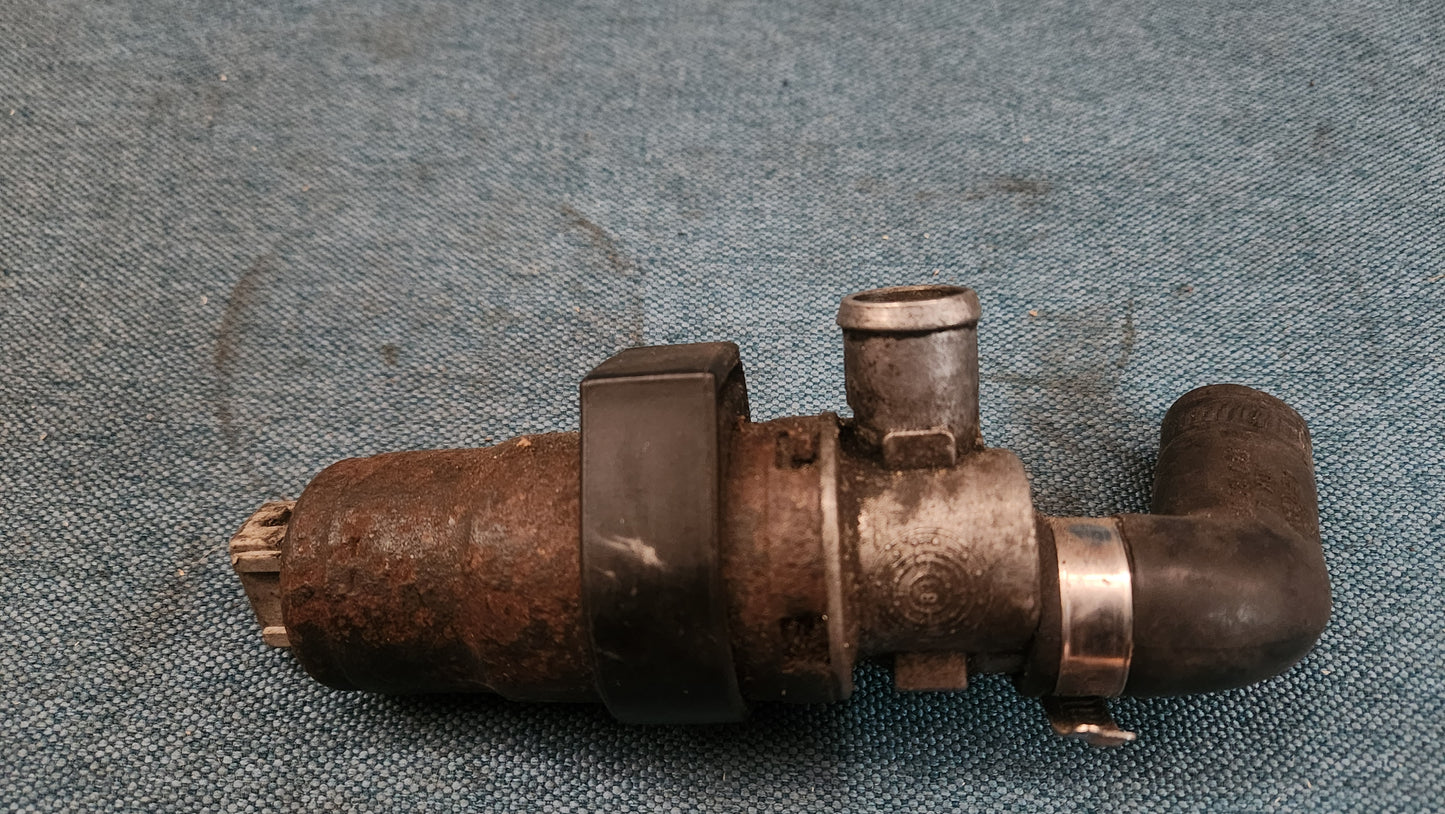 Leerlaufregelventil Leerlaufregler Audi 80 B2 Typ 81/85 Coupe Golf 2 Jetta 2 Passat 32B B2 Scirocco 2 034133455 Gebraucht F3