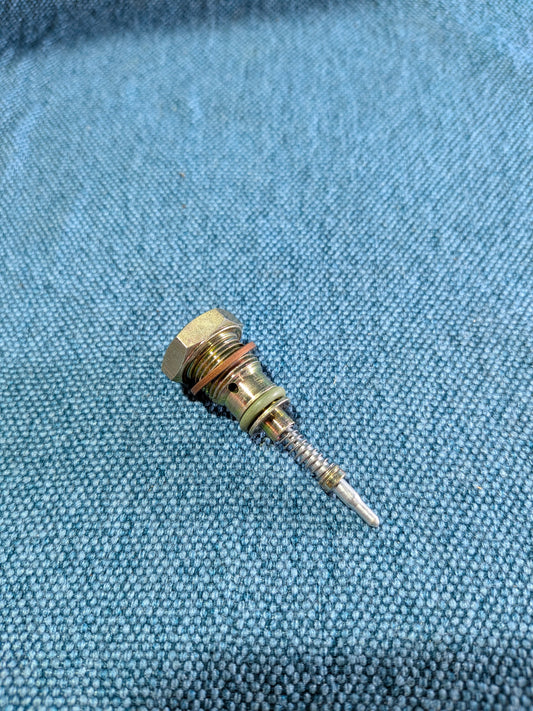 Fuel pressure regulator Caddy 14D/Golf/Jetta/1/2/Corrado/Passat/B3/B4/Scirocco 2/Audi 200/C3/Porsche 911/924/928 035198685 NOS B19