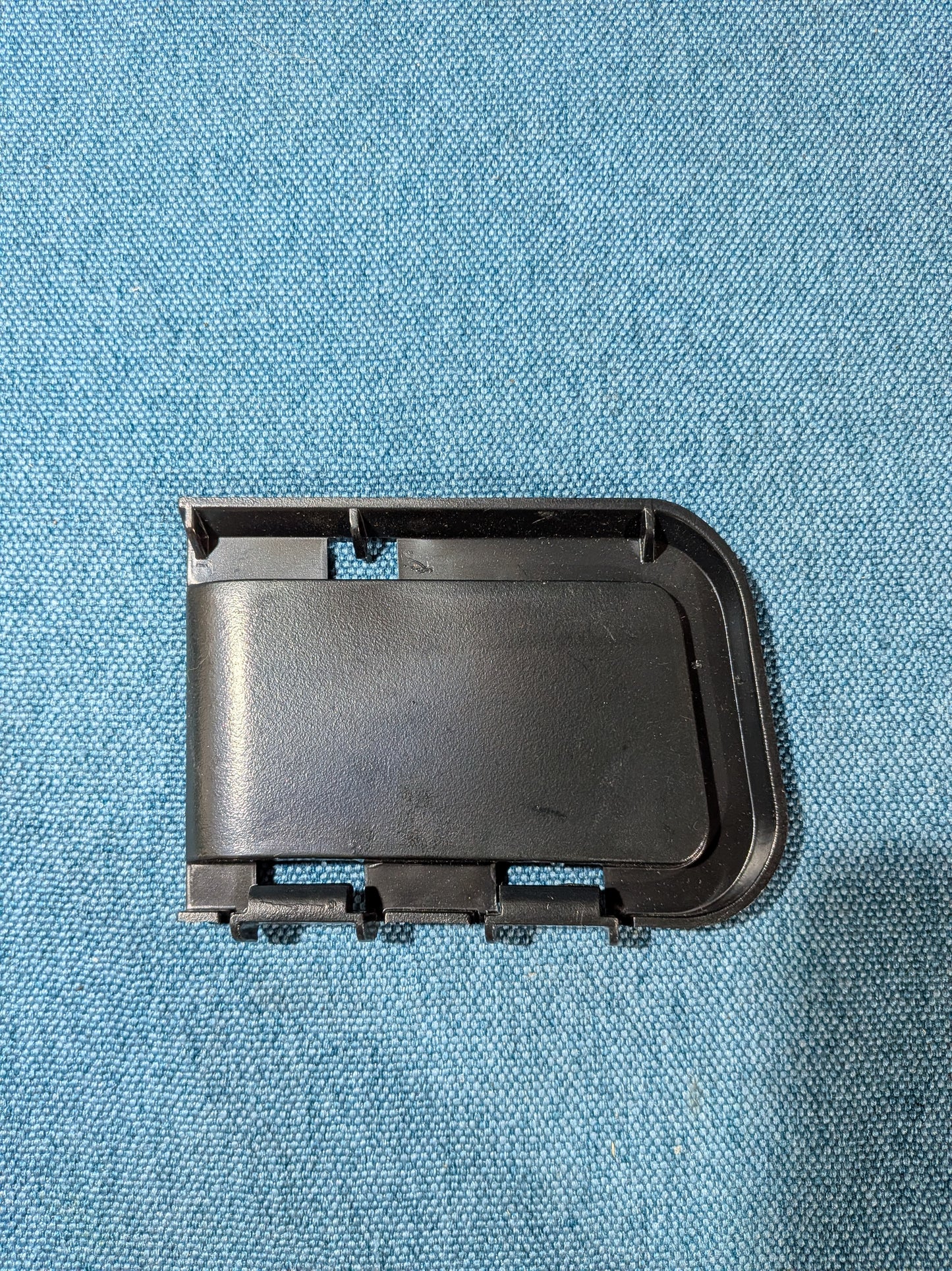 Abdeckung Luftführungsgitter vorne Stoßstange Golf/Jetta/2 191853677D NOS A14