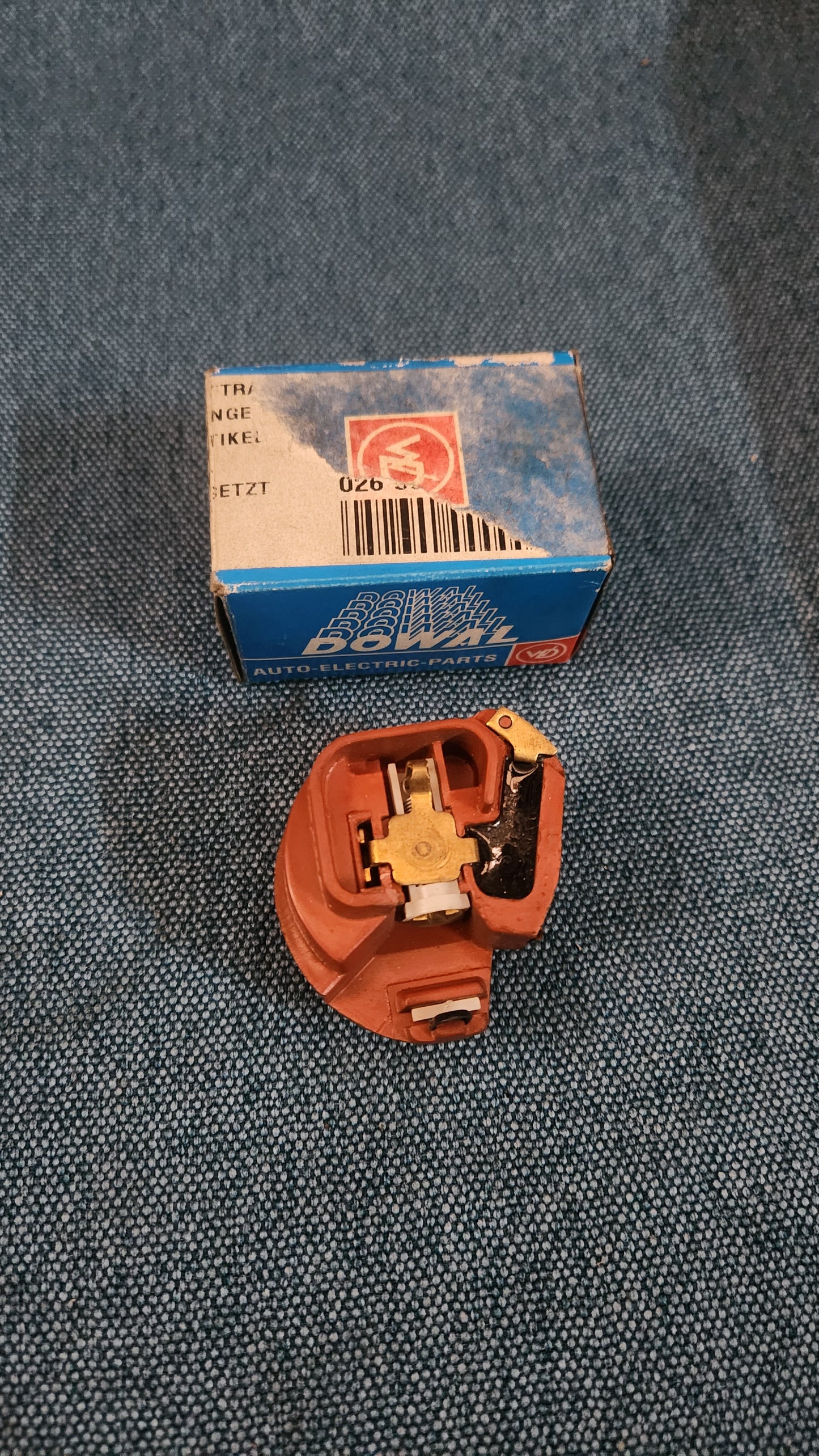 Distributor rotor Dowal Golf/Jetta/Scirocco/1/2/Caddy14D/Passat 32B B2 026905225 New Old Stock/New M7