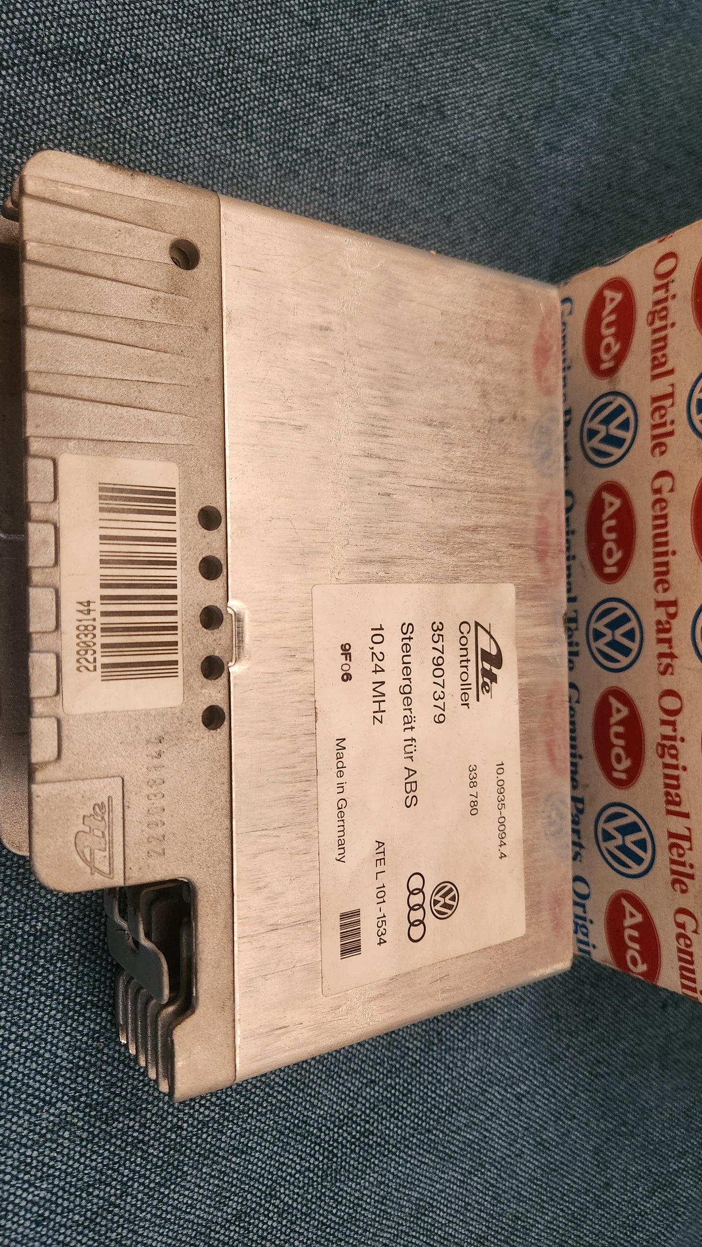 ABS Steuergerät Golf/Jetta2/Passat B3/B4/Corrado 357907379 Nos F5