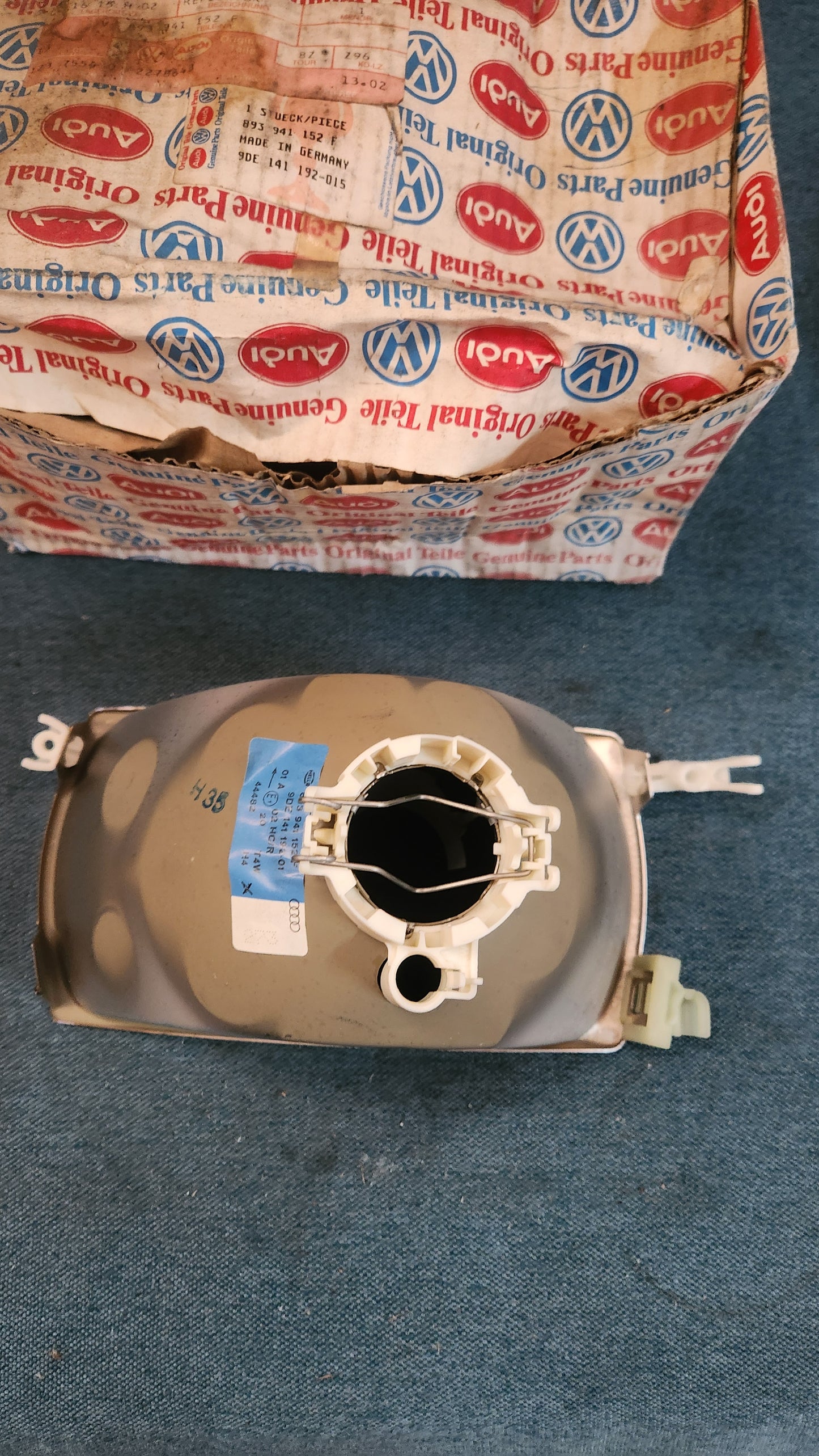Audi 80 B4 Reflektor Scheinwerfer 893941152F Nos F8