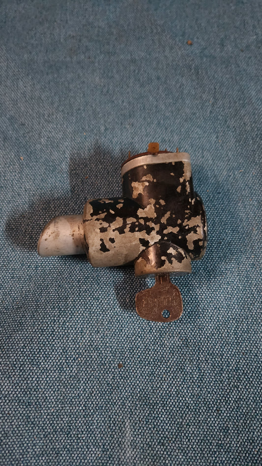 Lenkrad Schloss Oldtimer NSU Prinz Ferrari Fiat Universal Gebraucht D6