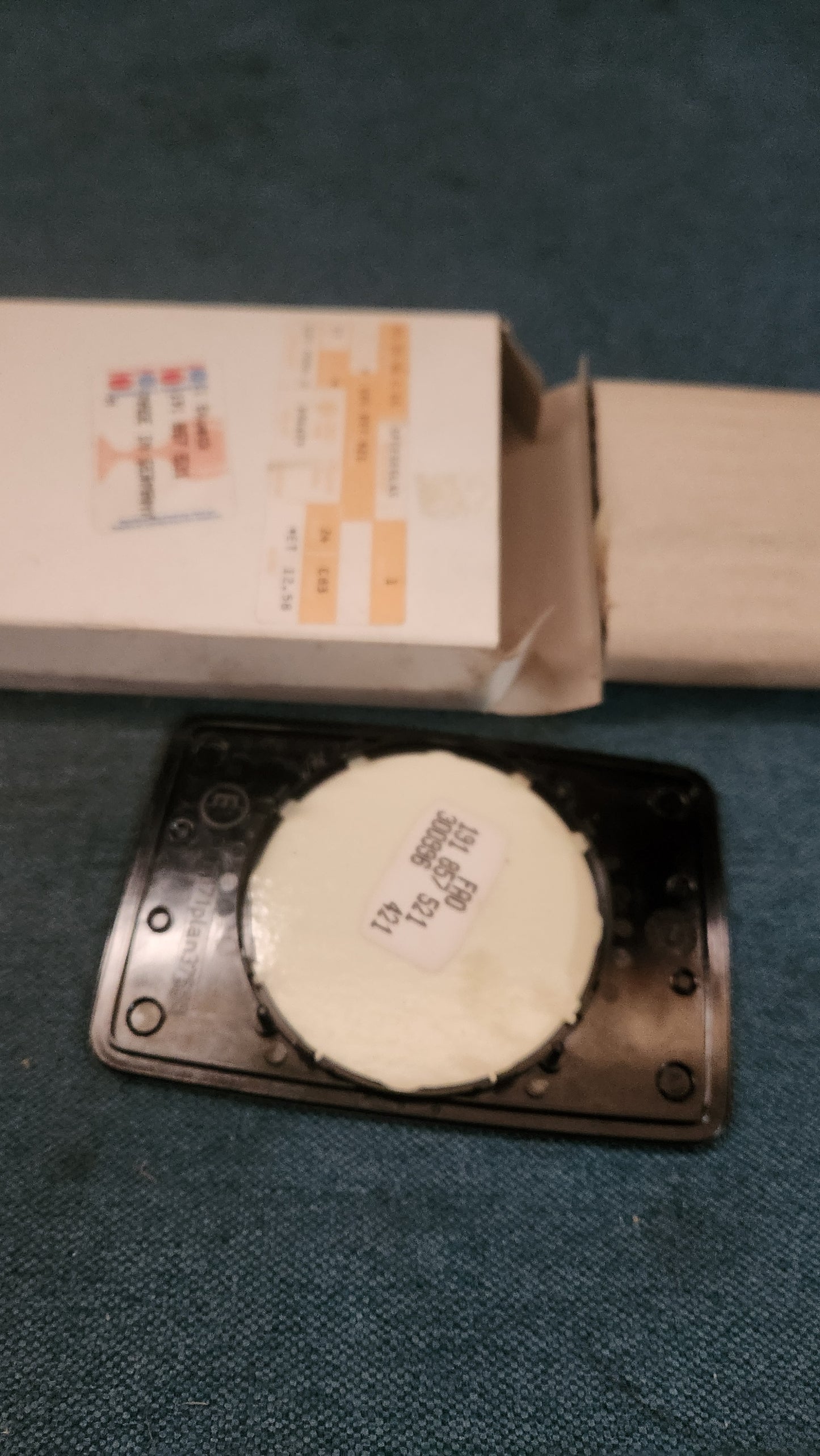 Spiegelglas Golf 1/2/Jetta 1/2 Caddy 14D 191857521 Nos F7