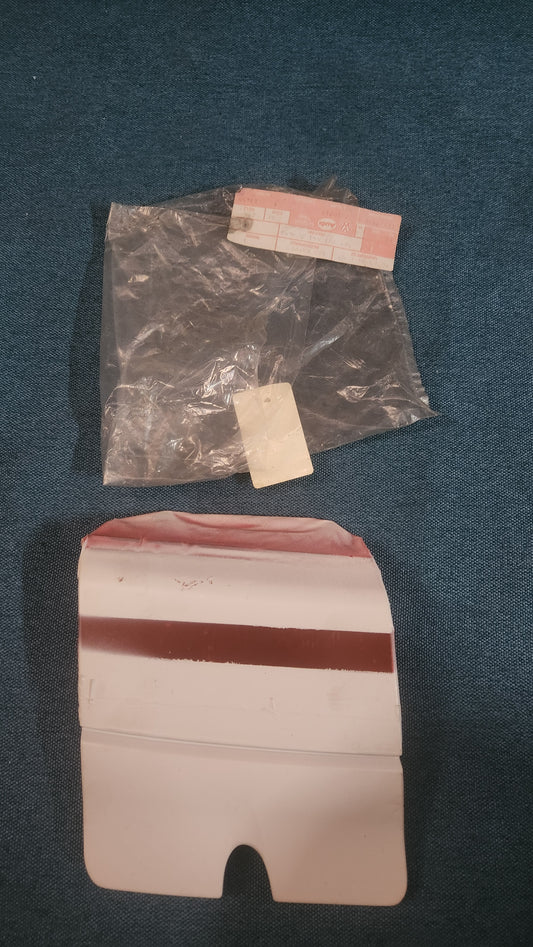 Stoßstangeabdeckung Passat B4 3A9807441B Nos H4