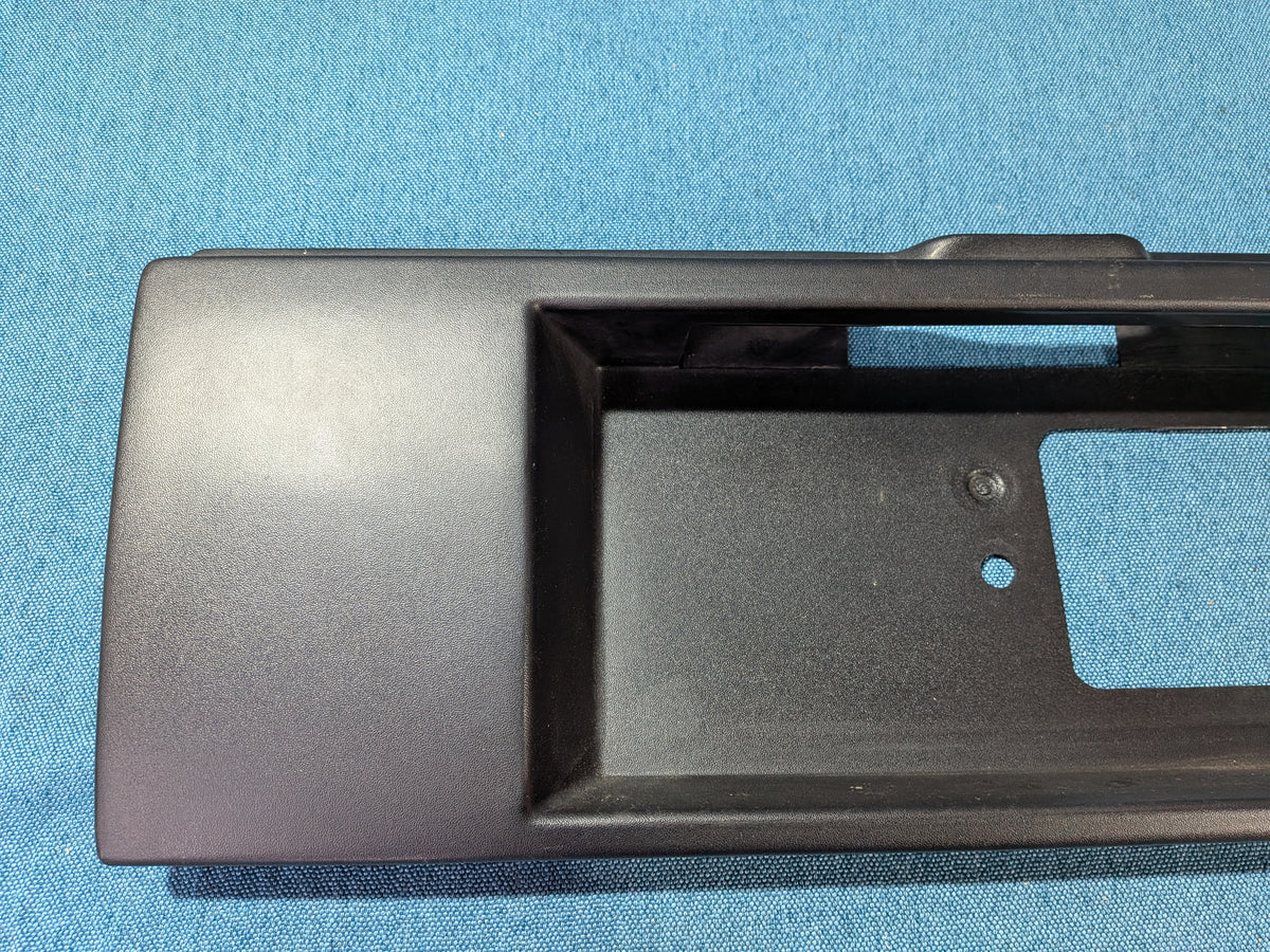 Heckblende Kennzeichenblende Audi/100/200/C3/Typ44 445853489A Gebraucht B20