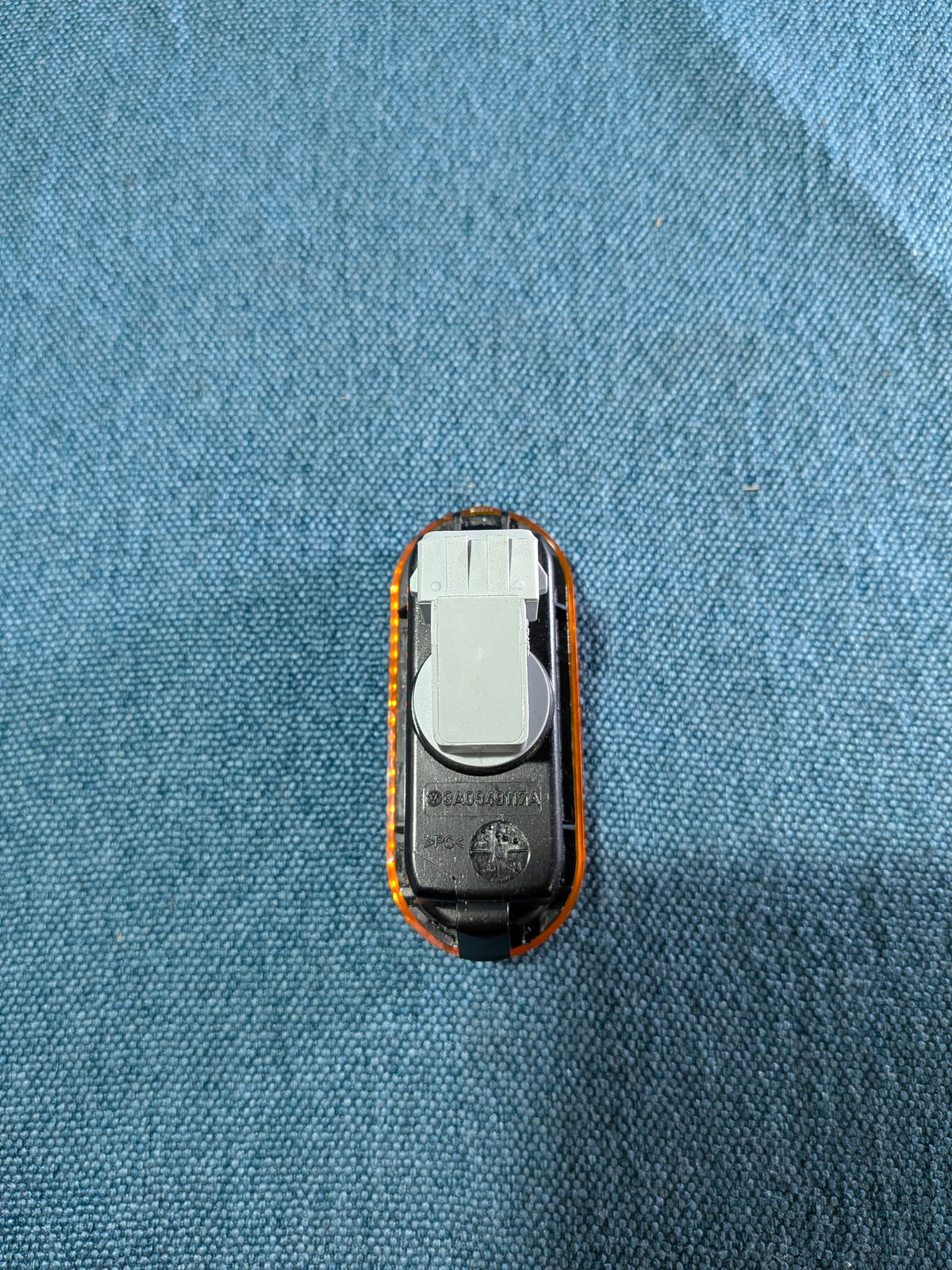 Säitleche Blinker Caddy 2/Golf/3/4/Vento/Passat B4/Polo 6N/Sharan 3A0949101A NOS B19