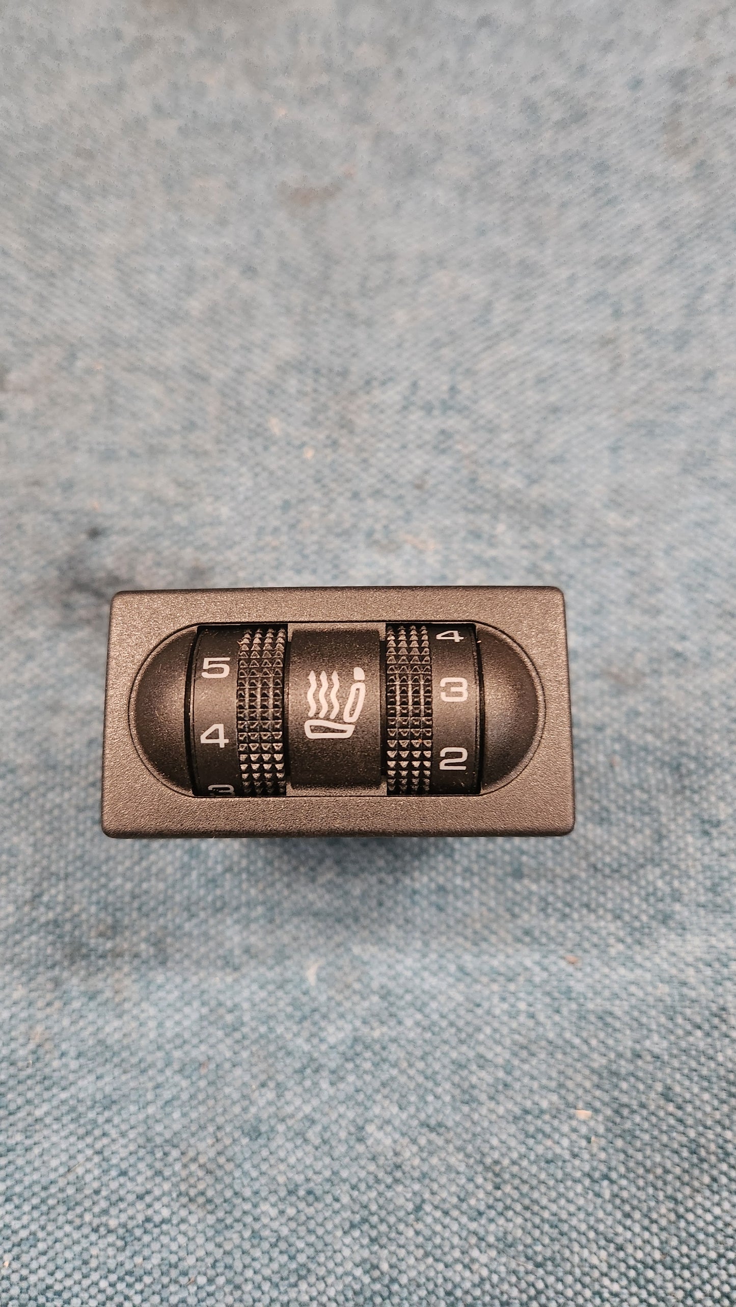 Sitzheizungsschalter T4 535963553B Nos I7