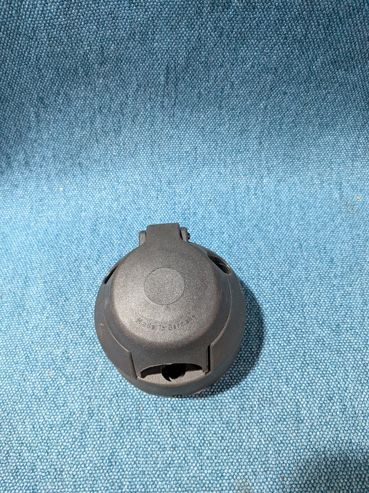 Trailer Hitch Socket 7 Pin Hella NOS/New G5