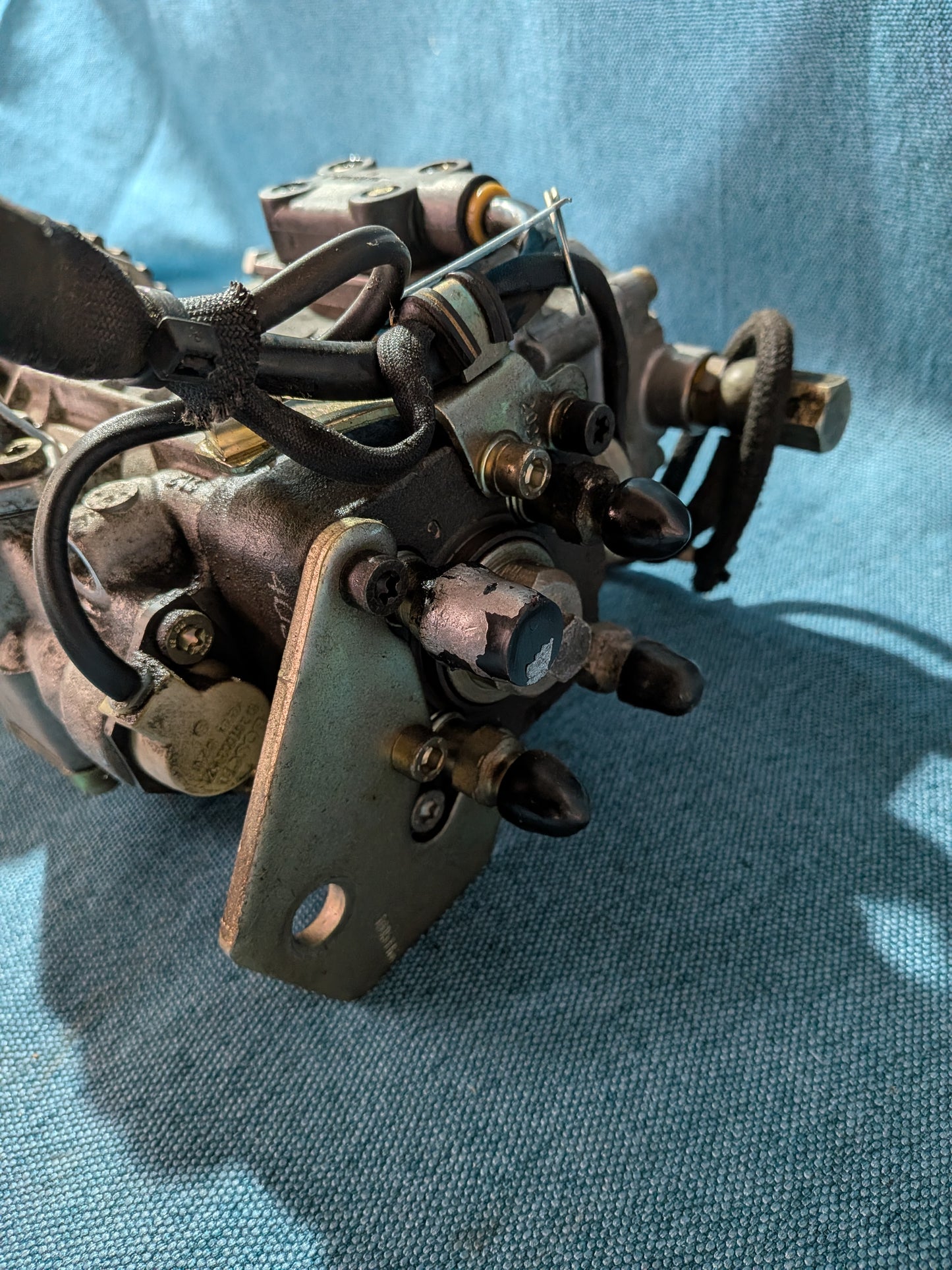 Einspritzpumpe Hochdruckpumpe 1,9TDI ALH Golf 4/Bora/Polo 6N/New Beetle/Caddy 2 9KV/Audi A3 8L 038130107D Gebraucht A17