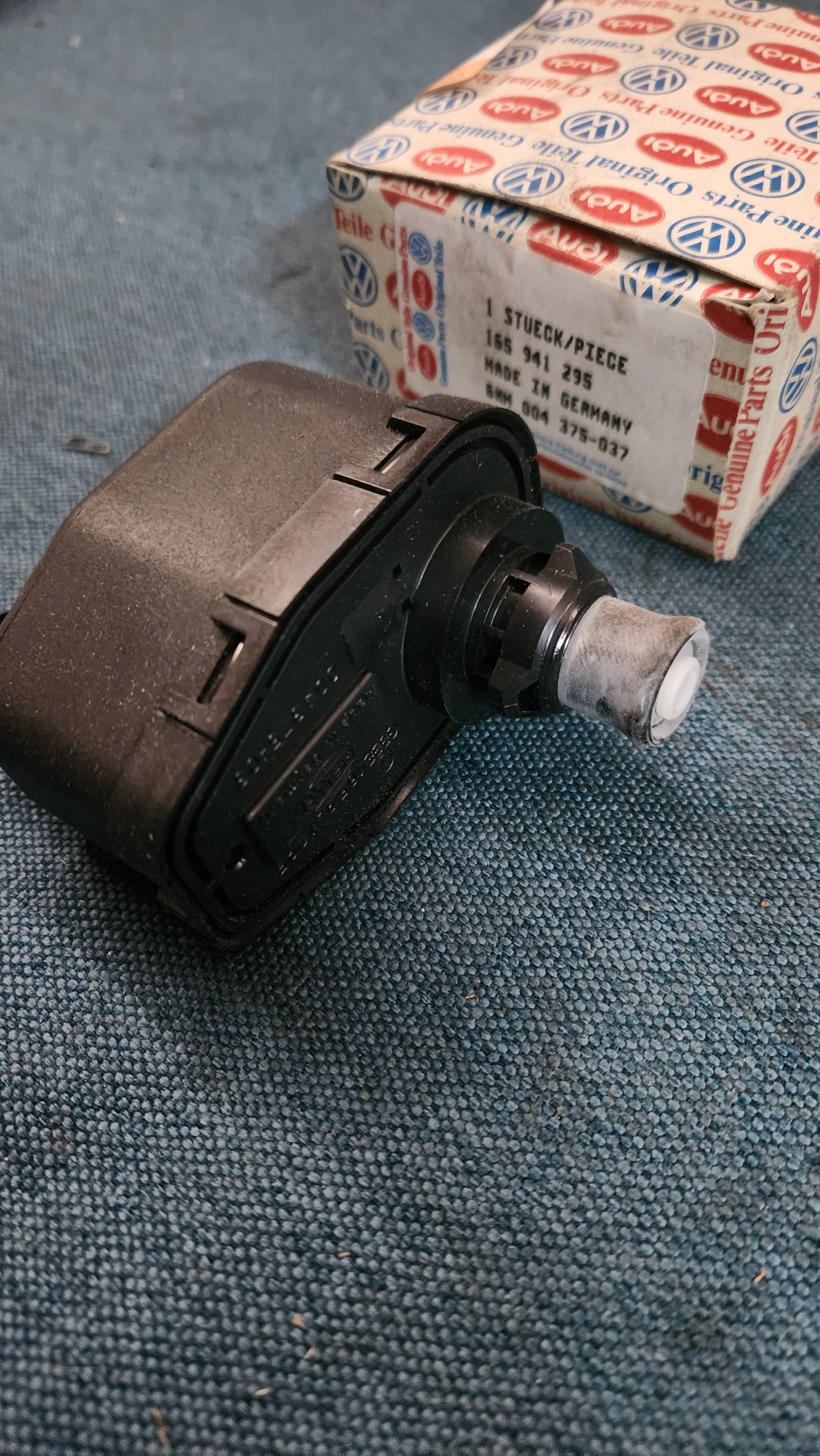 Leuchtweitenverstellung LWR Motor Golf 1/2/3/Caddy14D/LT1/Passat B3/Polo86C/Scirocco2/T4 165941295 Nos F4/G5