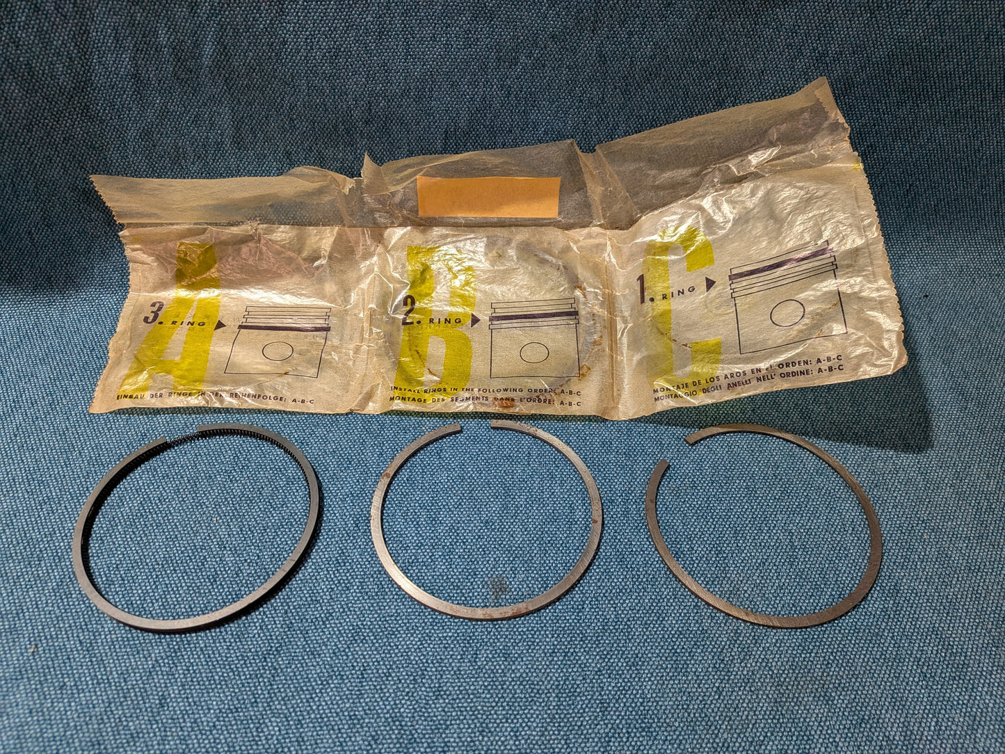 Goetze Kolbenringen 1600SC Porsche 356/912 61610390705 NOS/Neu J9