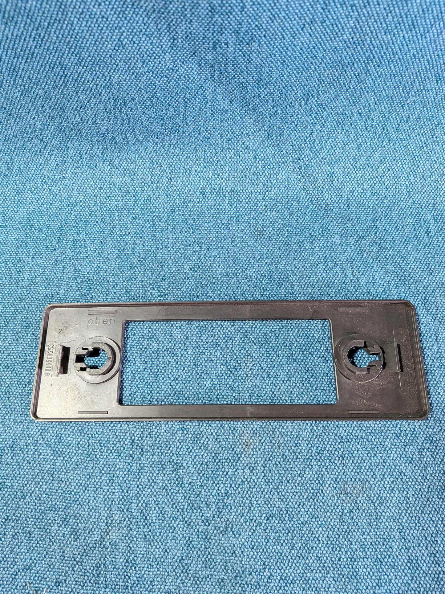 Radio Bezel with Chrome Trim Golf/Jetta/1/Passat/Audi 80/B1/Caddy 14D 321035459BNO Used E11