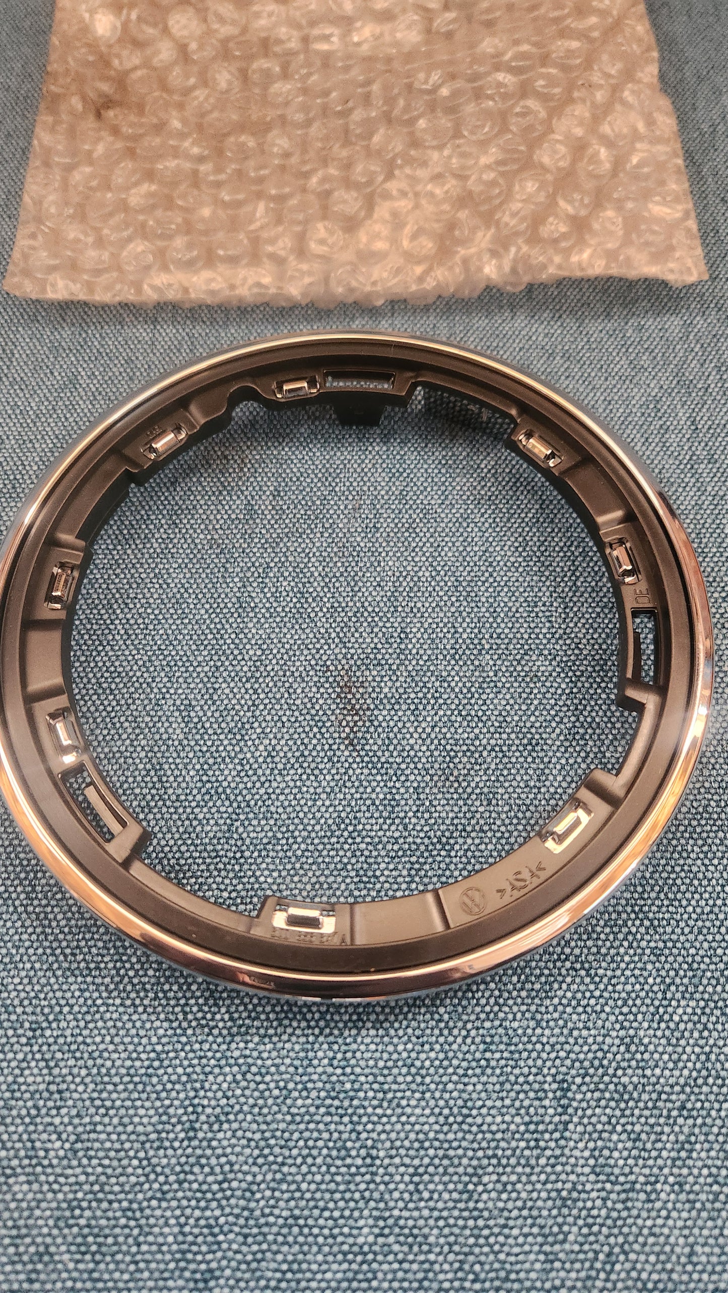 Adapter VW Emble Passat 3C B6 3C0853347A Nos A15