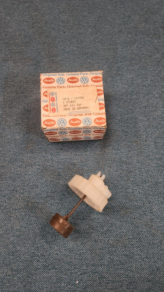 Bremsflüssgkeitsbehälter Deckel Füllstandssensor Golf/Jetta/1/2/T3/Polo1/Caddy14D/PassatB1/B2/Scirocco1/2 357611349 Nos H3
