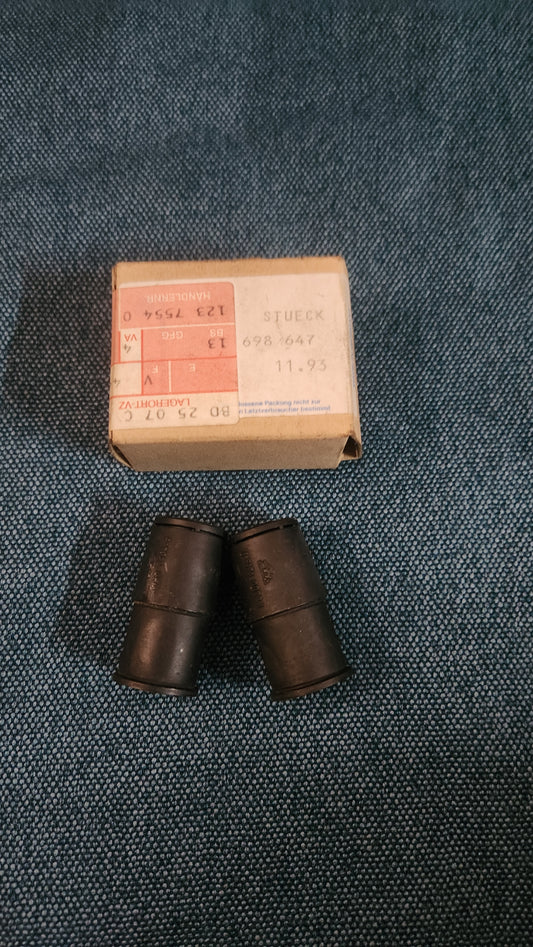 Führungshülse Bremssattel Golf3/5/LT2/Lupo/Passat B4/3B/3BG/T4/T5/Audi100/200/C3/C4/A3/A4B5/A6/C5/C6/TT 443698647 Nos G5