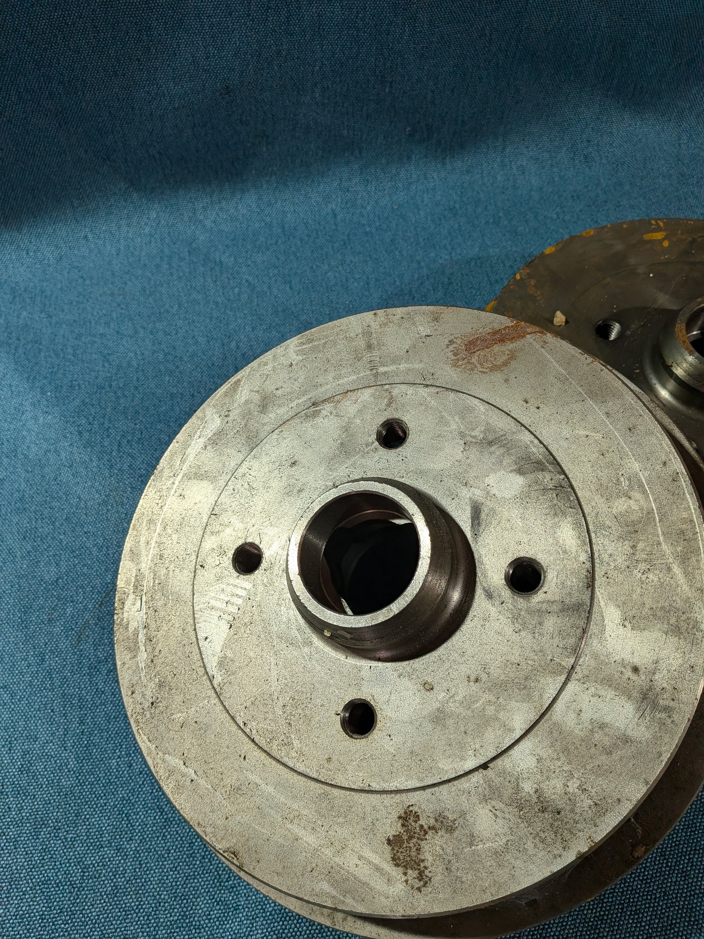 Bremstrommel hinten Golf/Jetta/1/2/3/Vento/Scirocco/1/2/Santana/Passat/B1/B2/B3/B4/Polo 6N/Caddy 2/9KV/Audi 80/B1/B2/Coupe 191501615A NOS/Neu A17