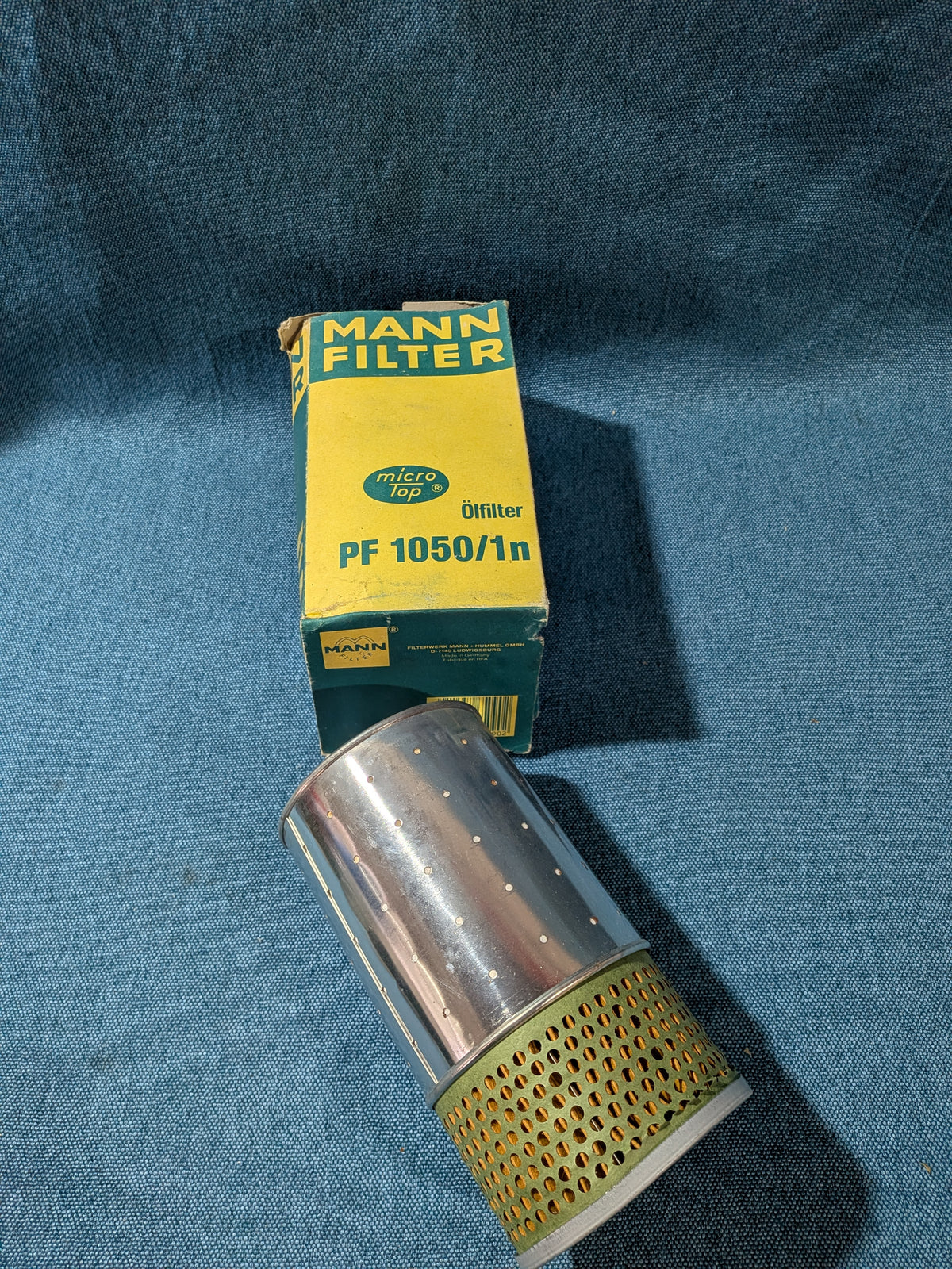 Oil Filter Mercedes Benz Mann Filter PF105/1N W124/W201/W460/W461/W463 A6011840210 NOS/New F10