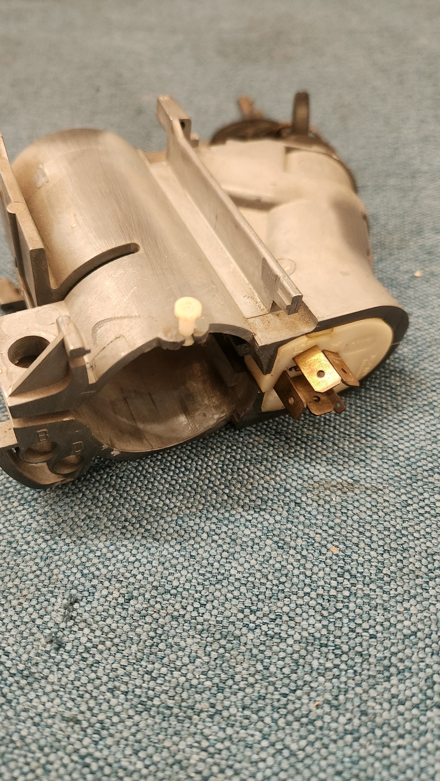Lenkradschloss Käfer/Porsche 924/944 113905851A Nos