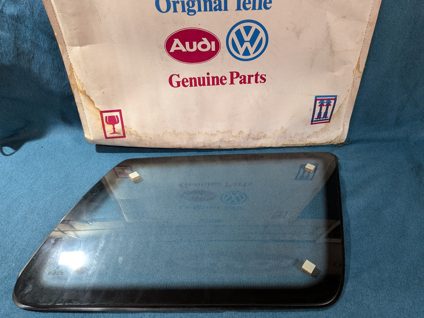 Seitenscheibe rechts Golf 3 1H9845298C NOS A18